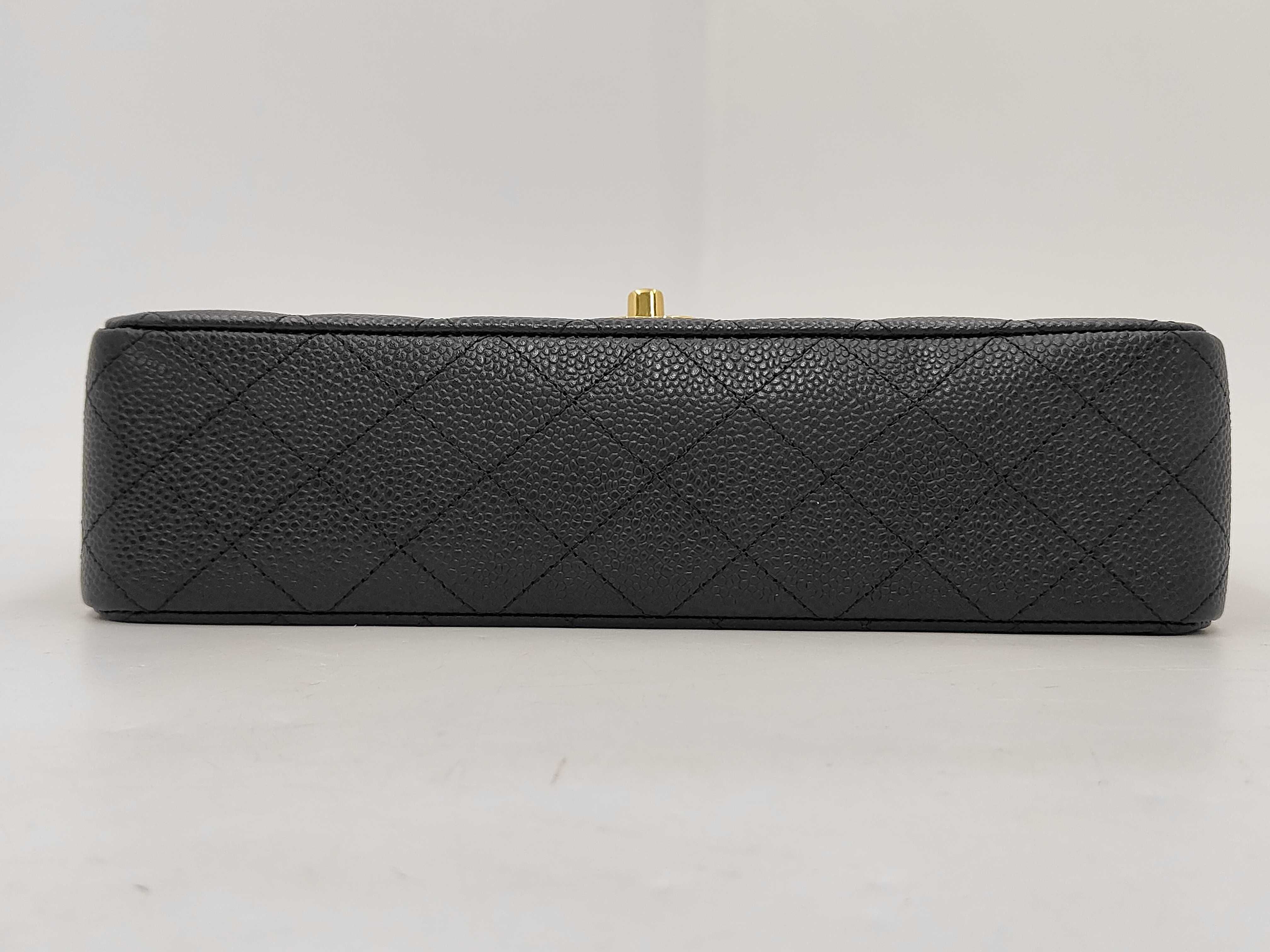 Matelassé 25 Double Flap Double Chain Caviar Shoulder Bag — view 6