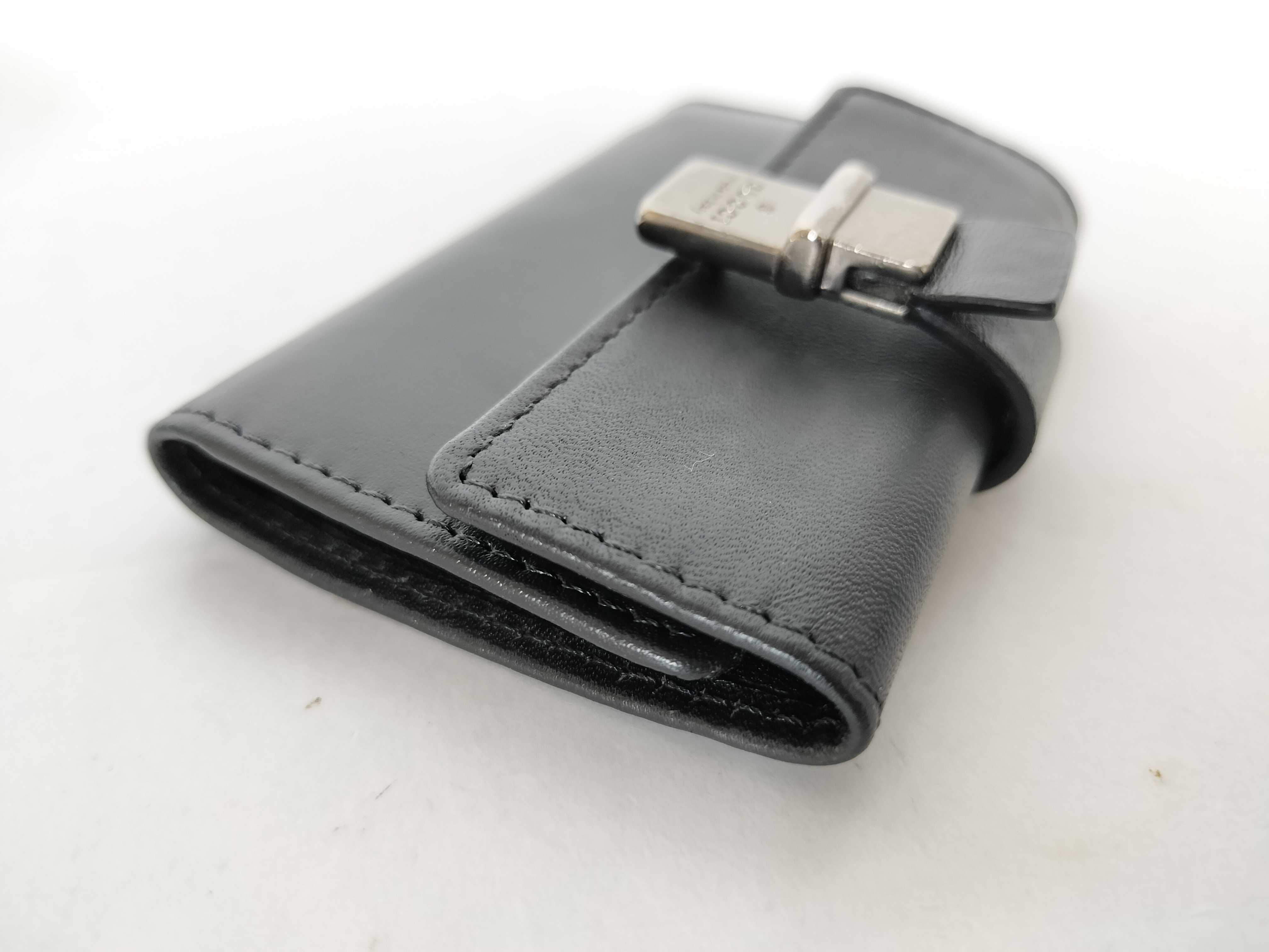 5-ring key case — view 3