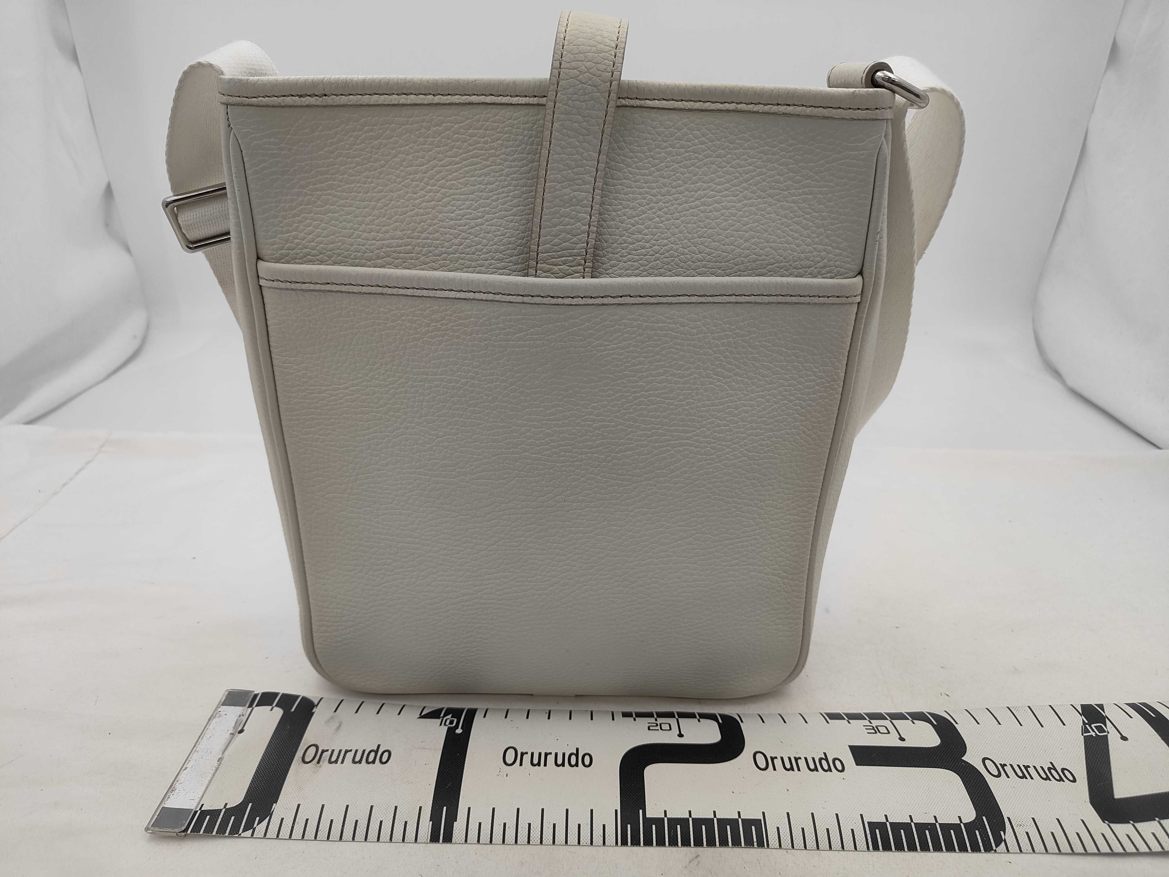 Leather White Shoulder Bag with Nova Check Interior — view 2