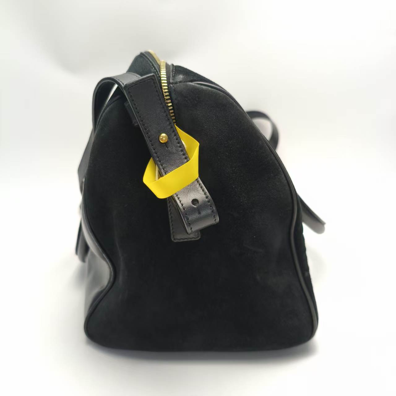 【*Shipped from: China*】Yves Saint Laurent Classic Duffle Leather Shoulder Bag — view 5