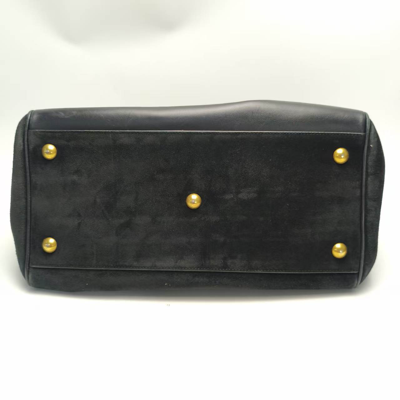 【*Shipped from: China*】Yves Saint Laurent Classic Duffle Leather Shoulder Bag — view 6