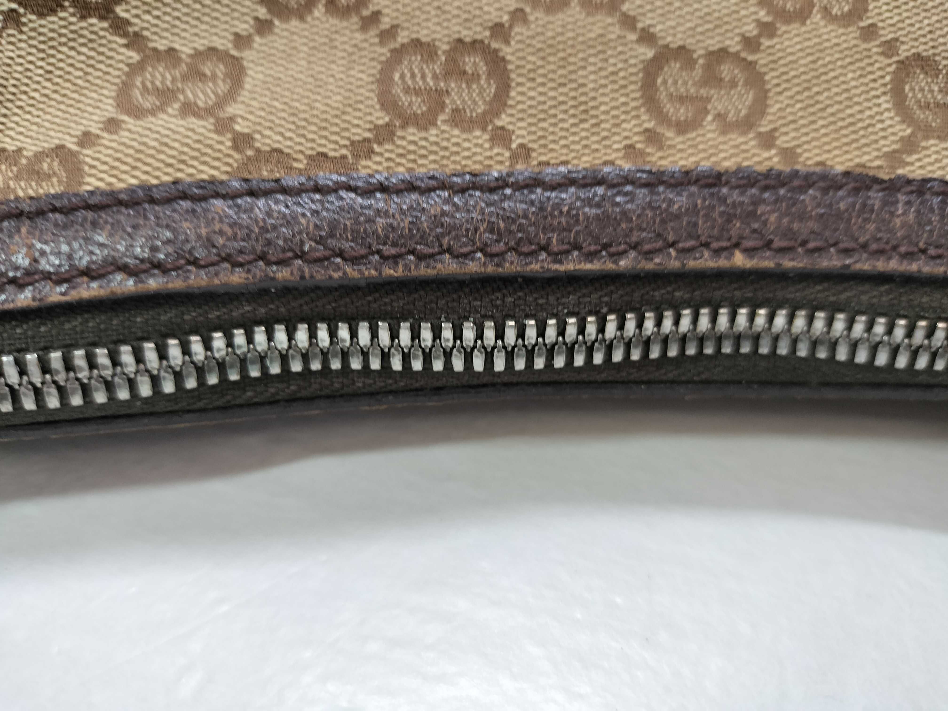 GG Canvas 131211 Shoulder Bag — view 5