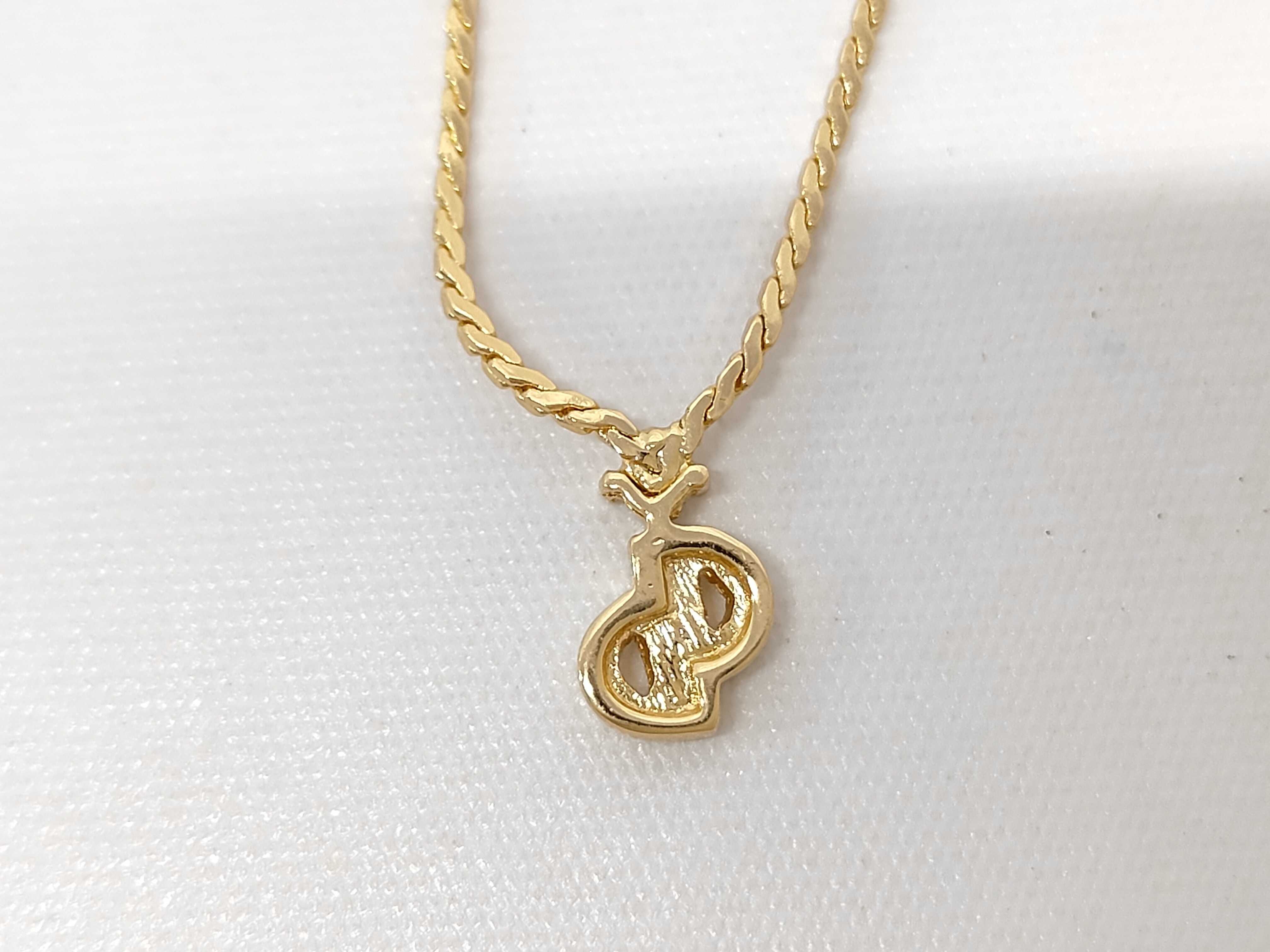 necklace — view 2