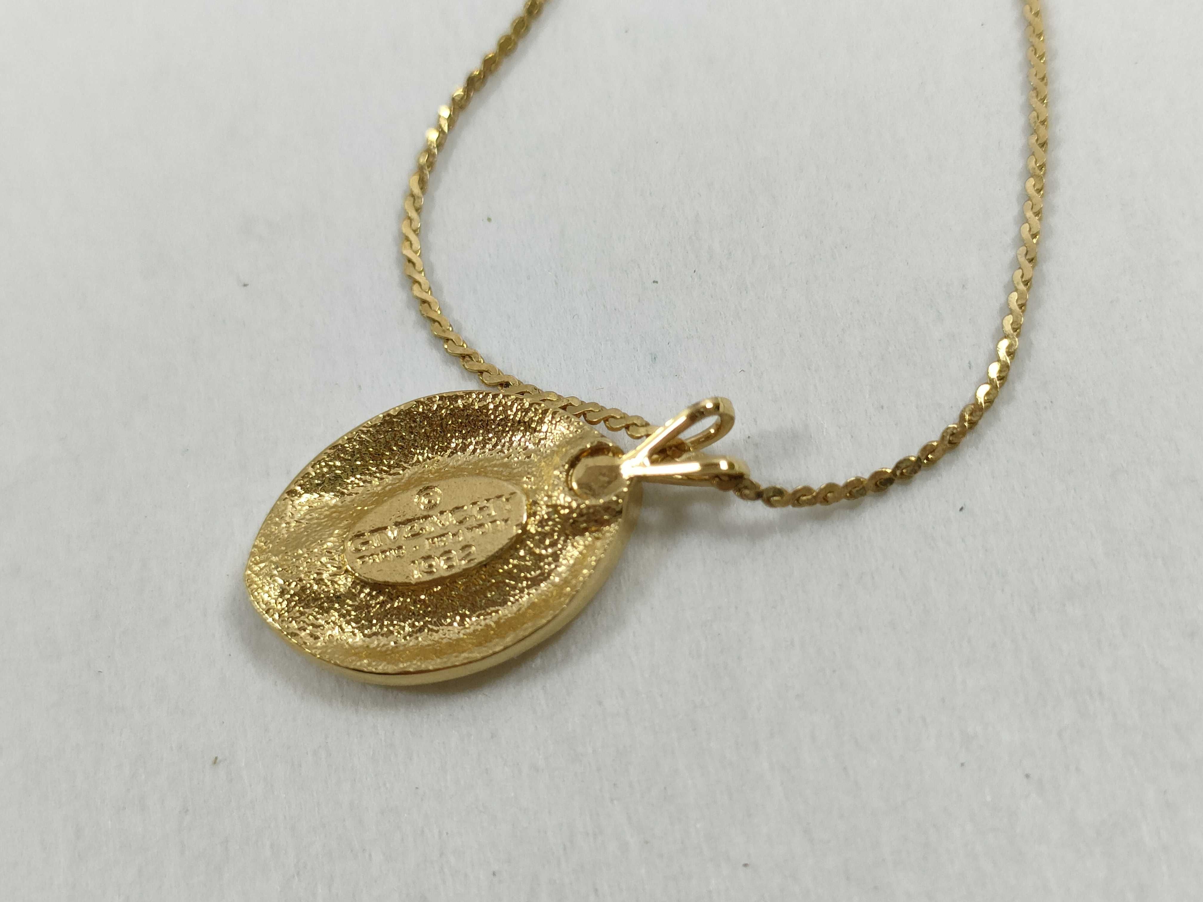 necklace — view 9