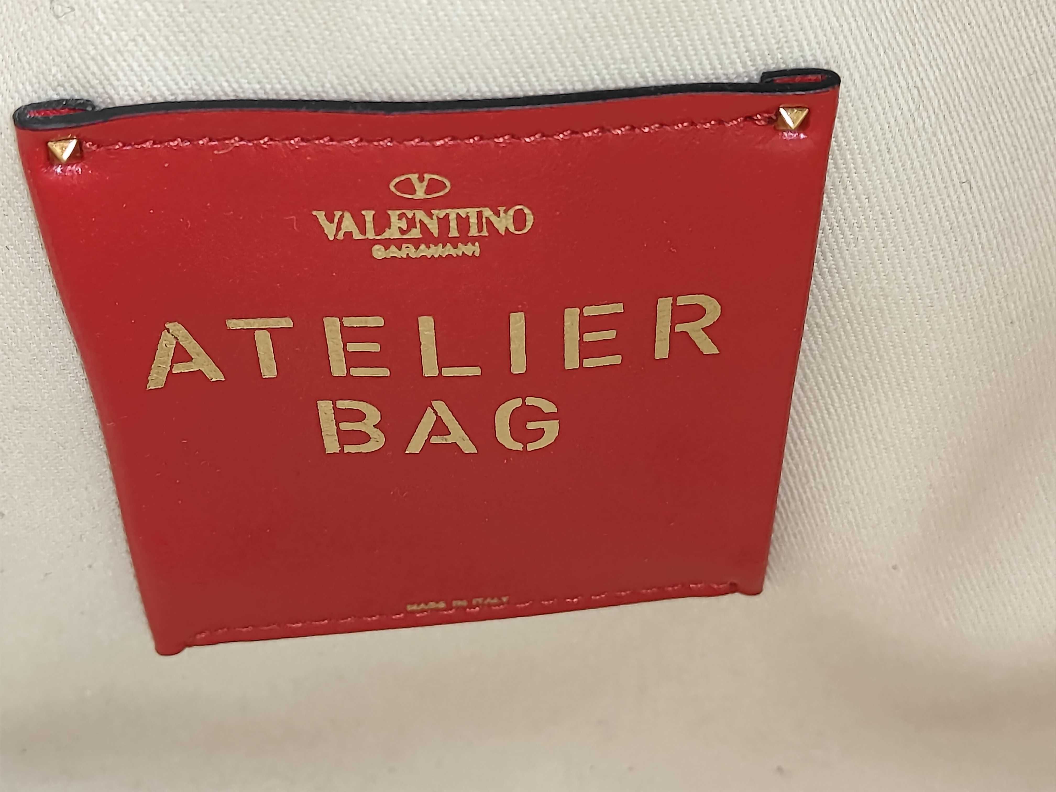 Atelier Canvas Medium Tote Bag — view 11