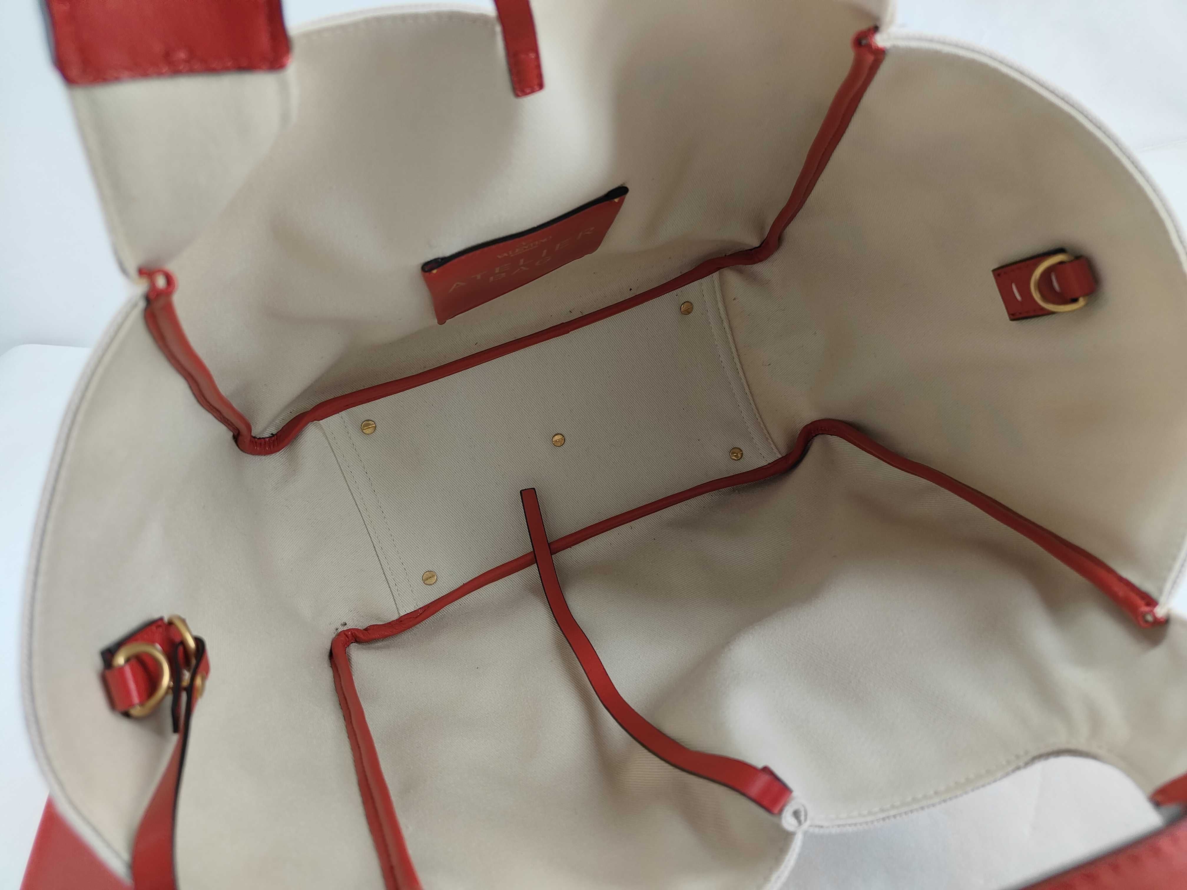 Atelier Canvas Medium Tote Bag — view 9