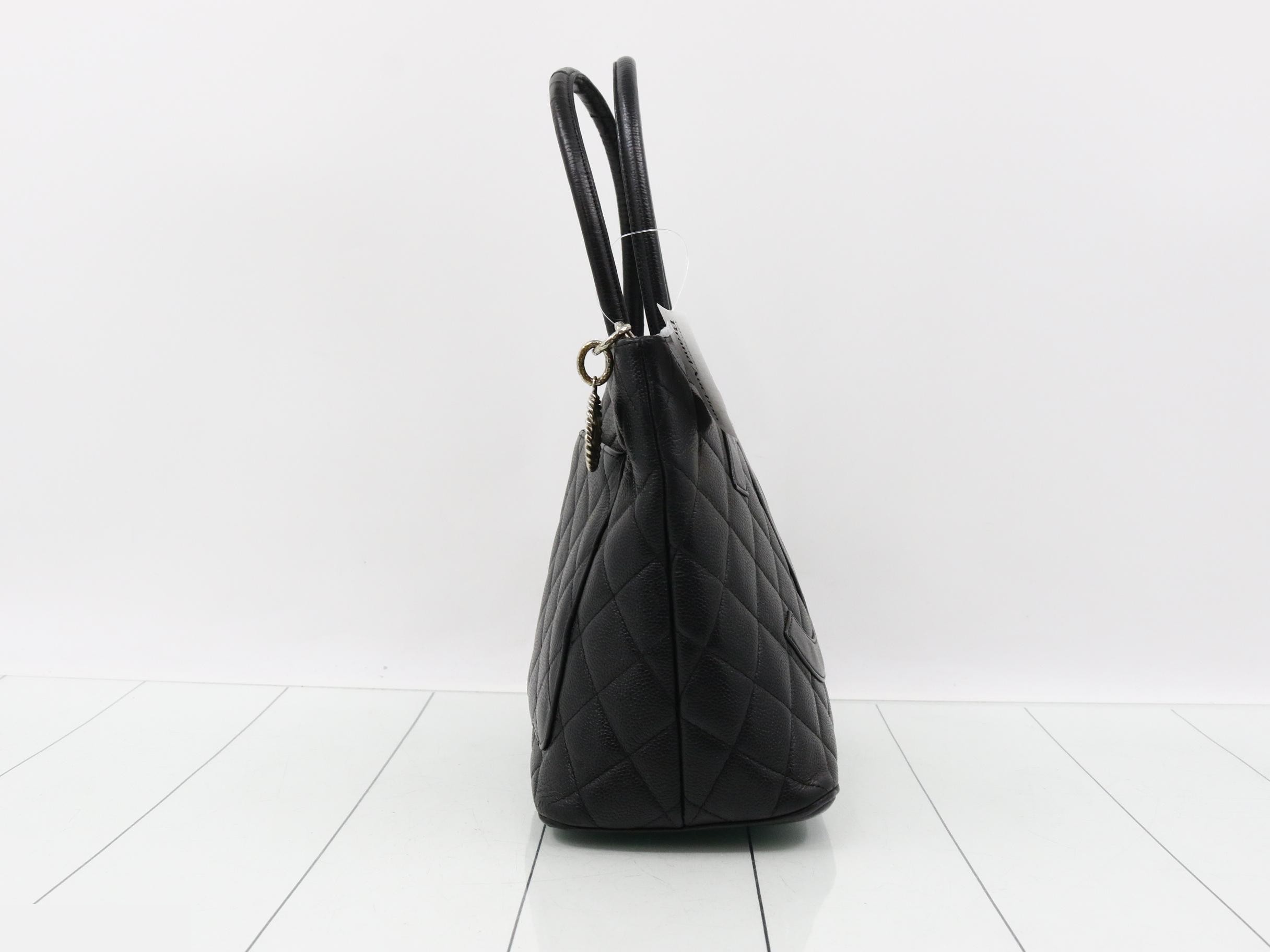 Caviar Reissue Tote Bag with Sticker Card — view 4