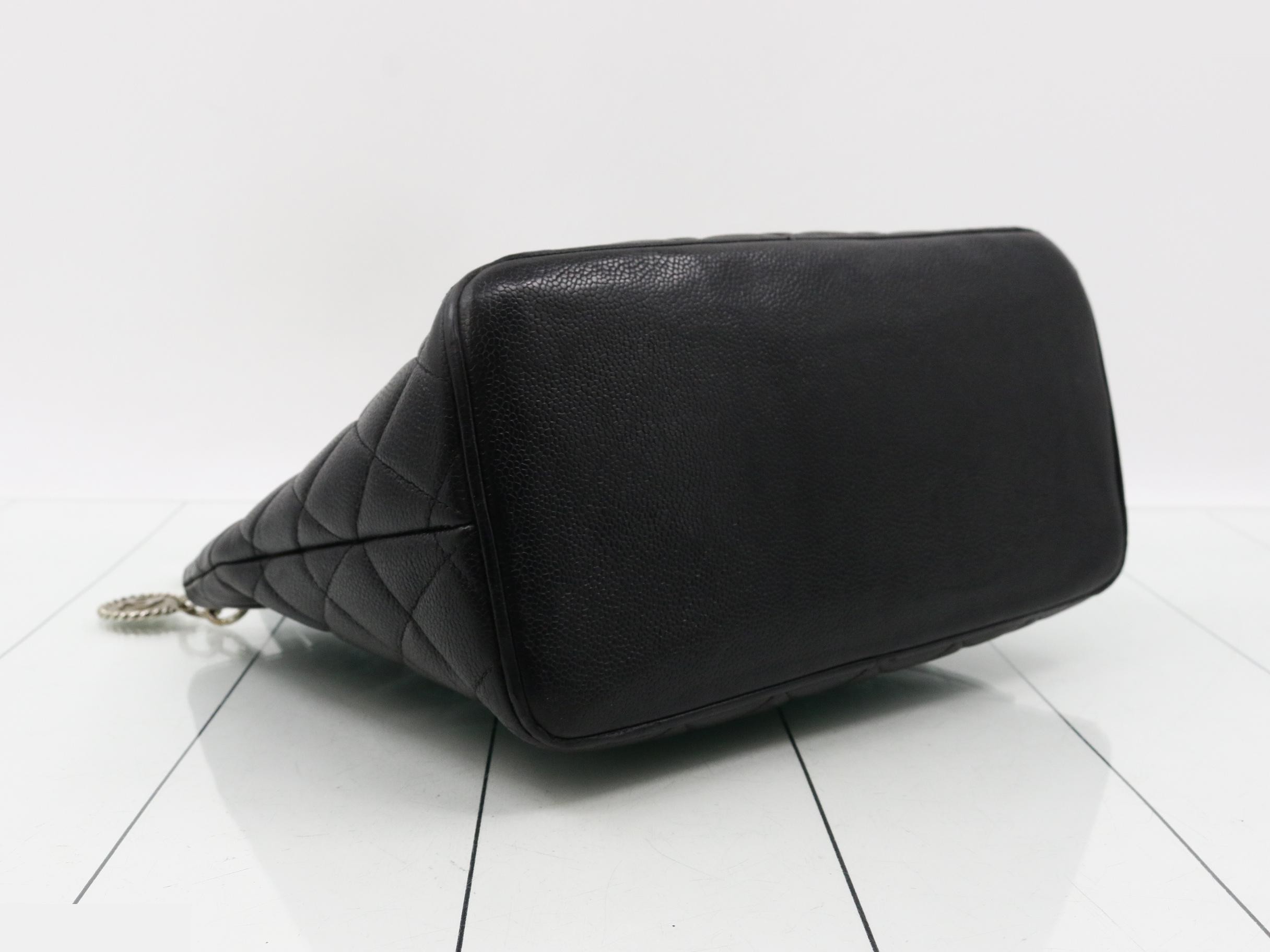 Caviar Reissue Tote Bag with Sticker Card — view 5
