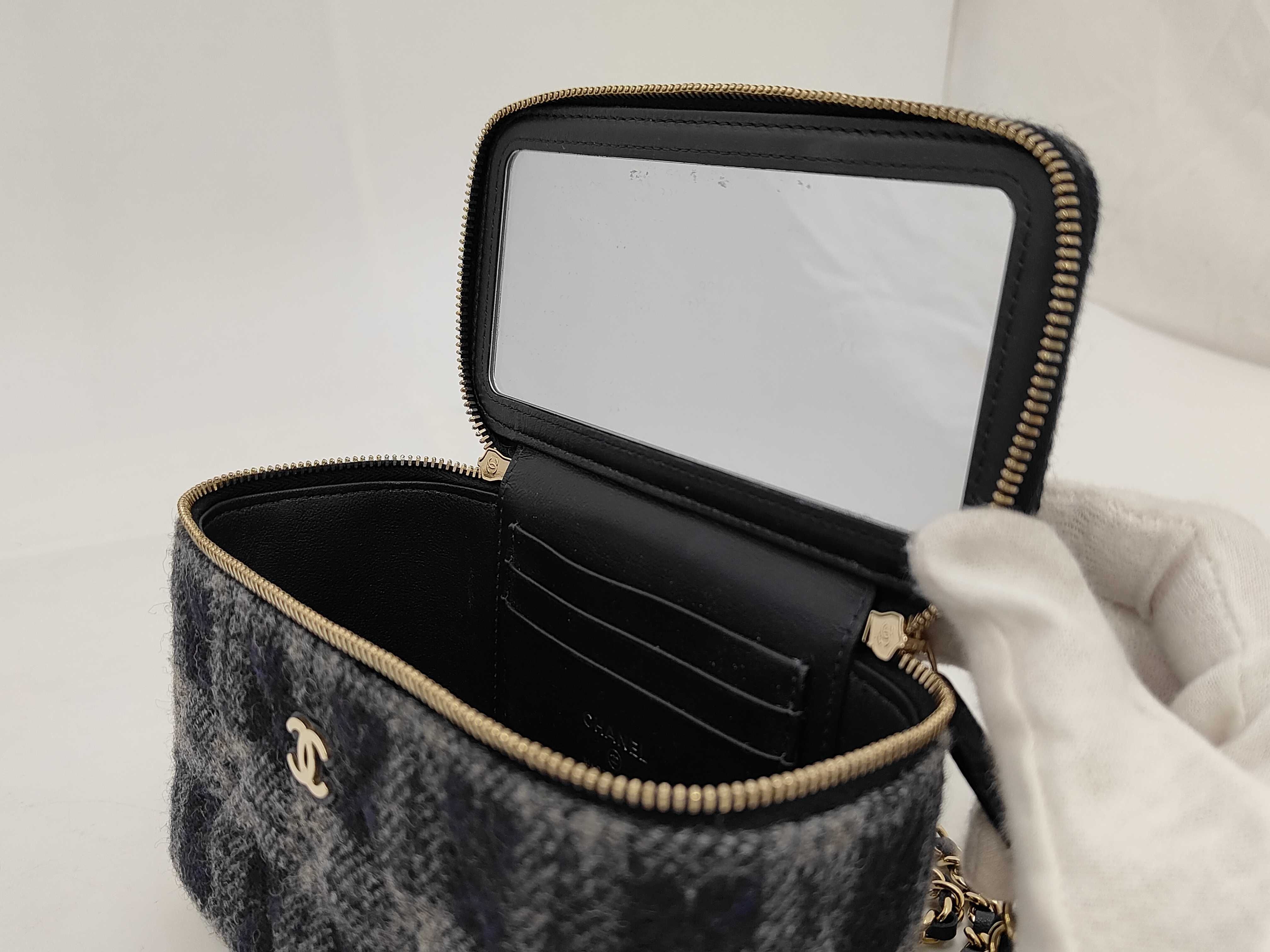 Check Pattern Chain Shoulder Bag, Tweed, Navy x Gray, Gold Hardware Shoulder Bag — view 9