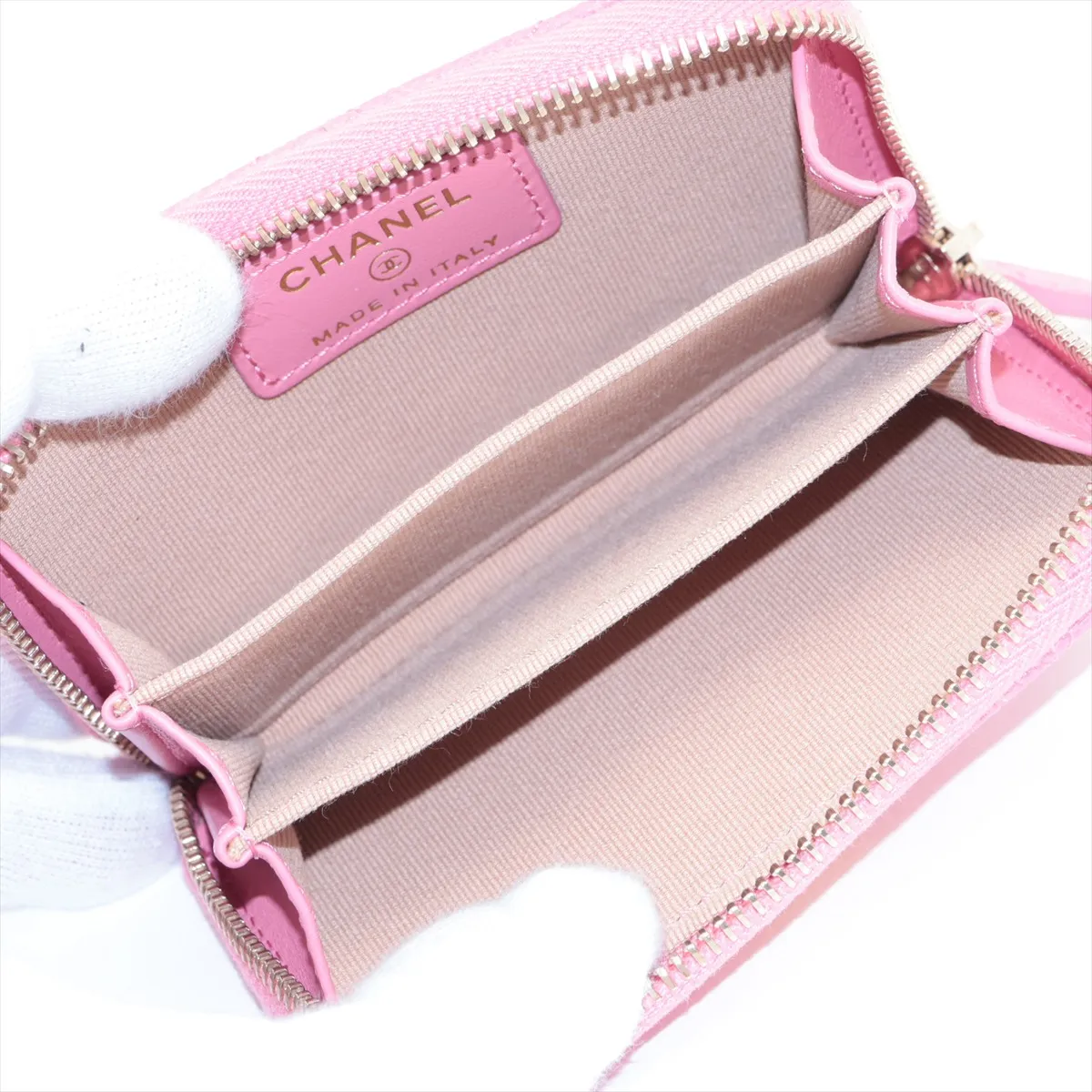 Matelassé Caviar Skin Coin Case, Pink with Gold Hardware, PKE51C82 — view 3