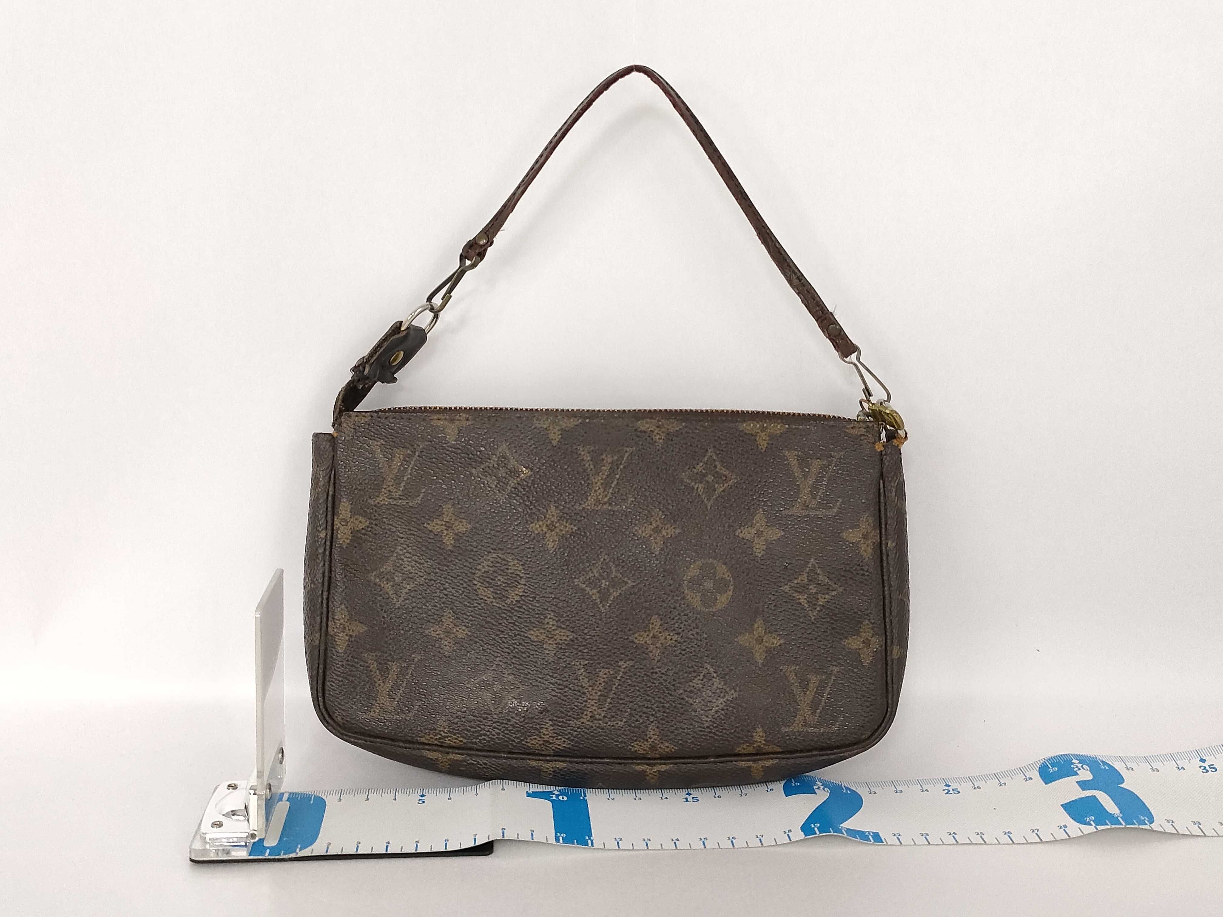Monogram Accessoires Pouch — view 2
