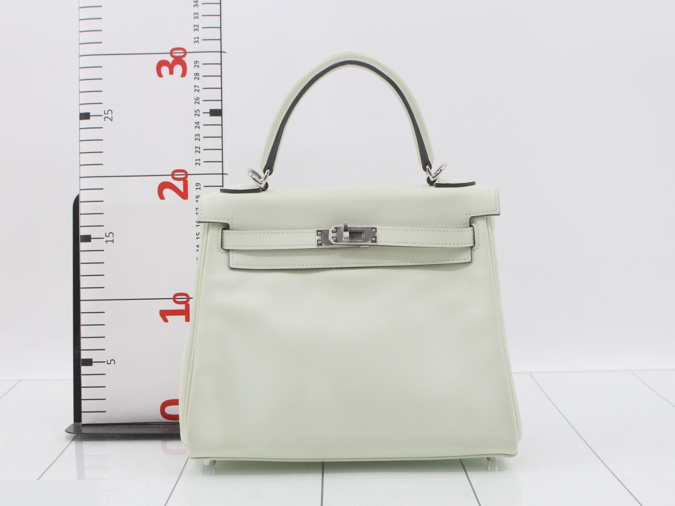 Kelly 25, inside stitching, Veau Swift leather, mint green, silver hardware, B stamp. — view 2