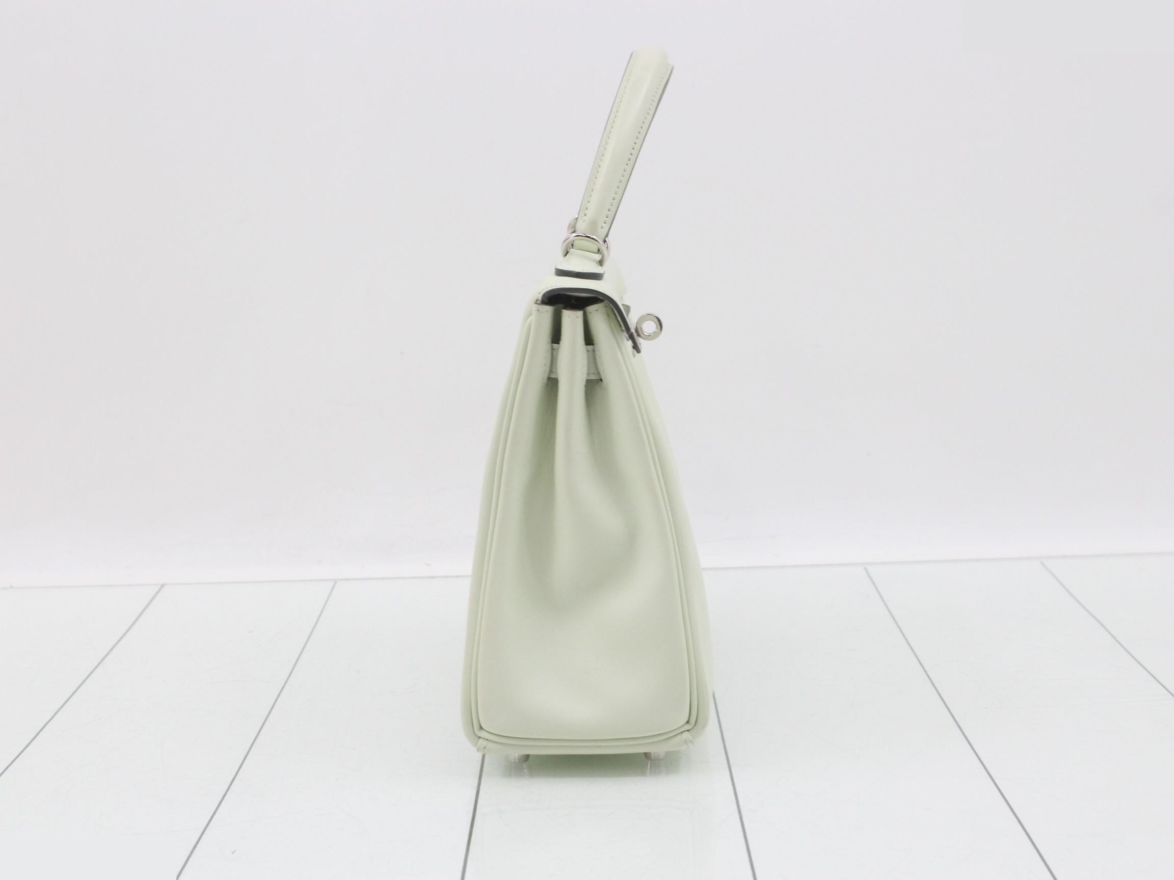 Kelly 25, inside stitching, Veau Swift leather, mint green, silver hardware, B stamp. — view 5
