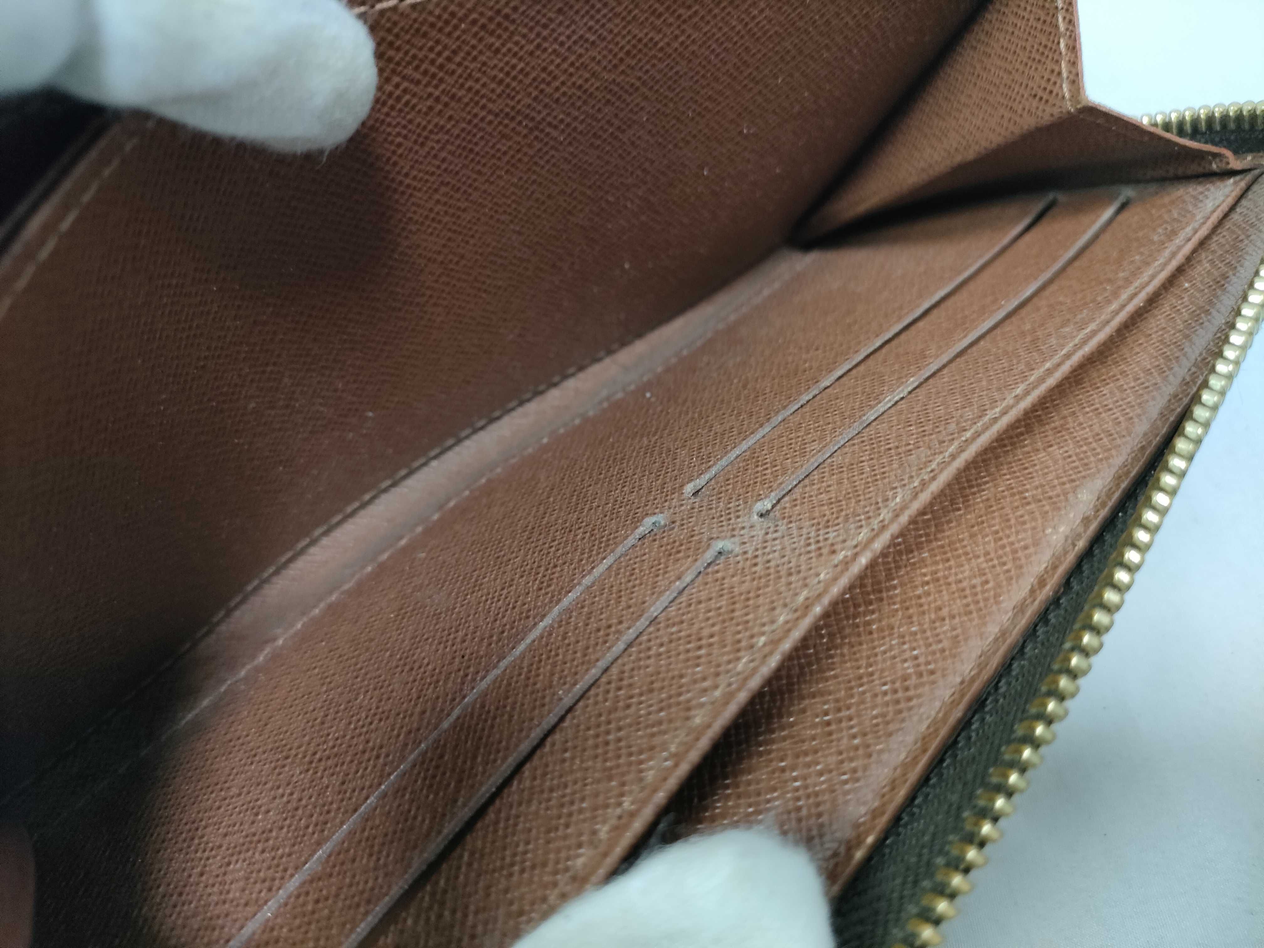 Monogram Louis Vuitton Zippy Wallet — view 14