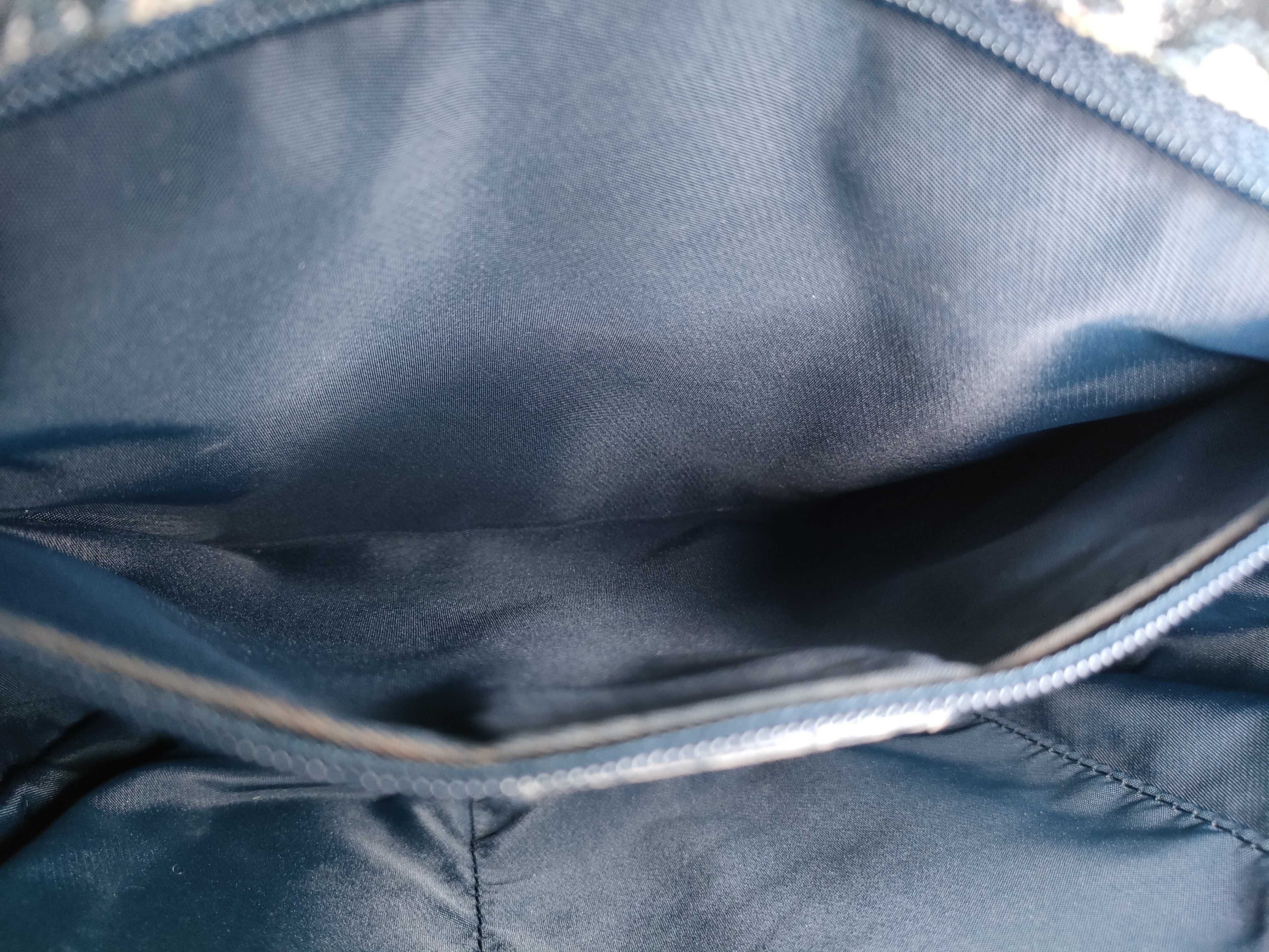 Trotter Shoulder Tote Bag — view 11