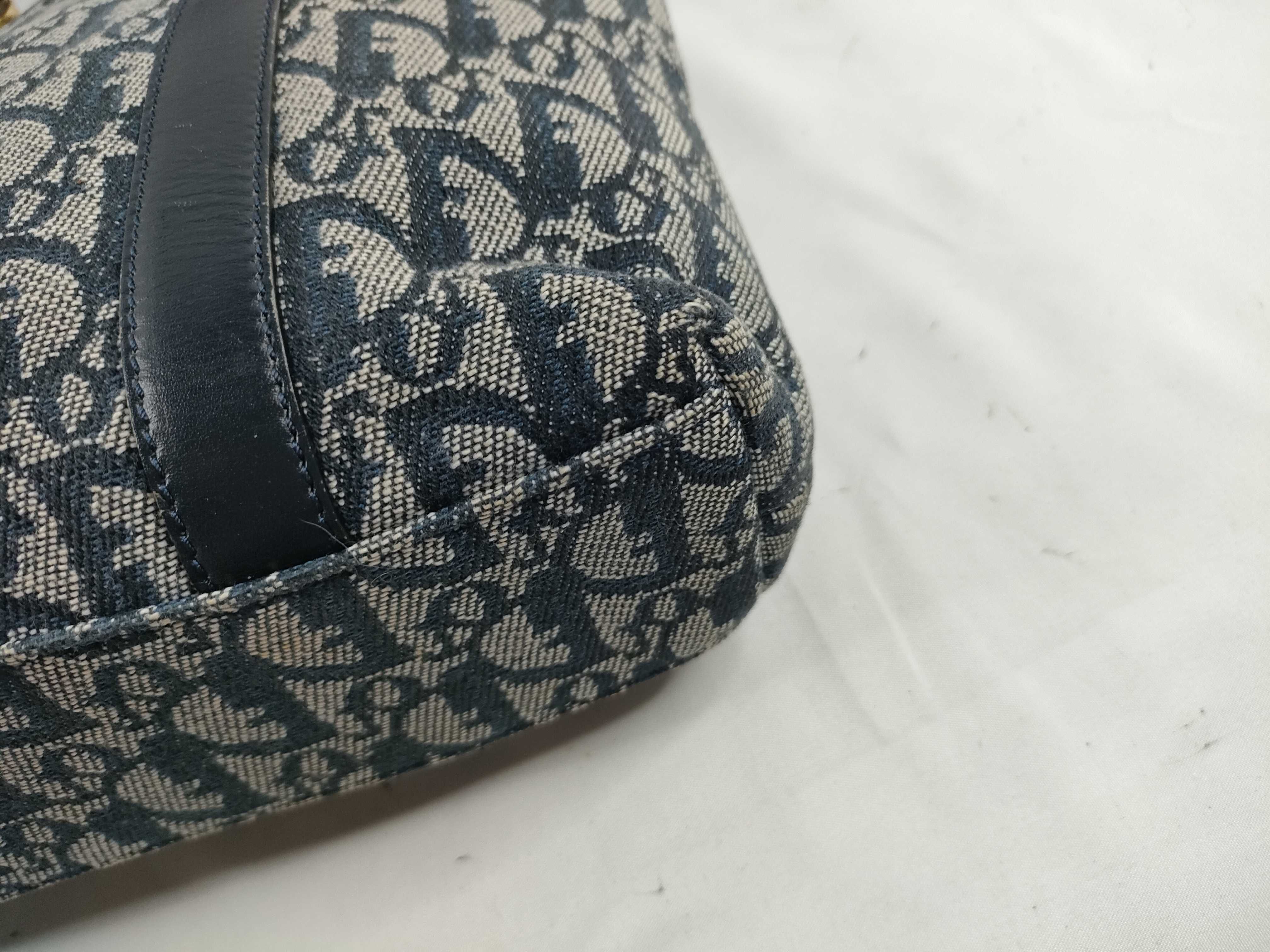 Trotter Shoulder Tote Bag — view 5