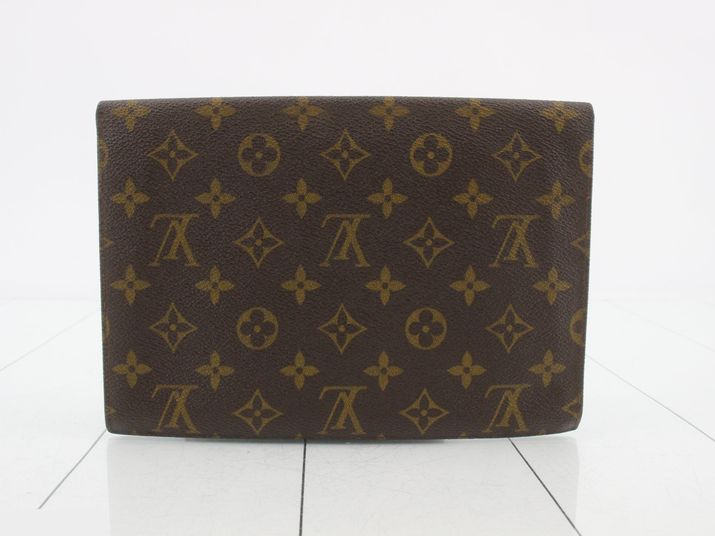 clutch pouch — view 2