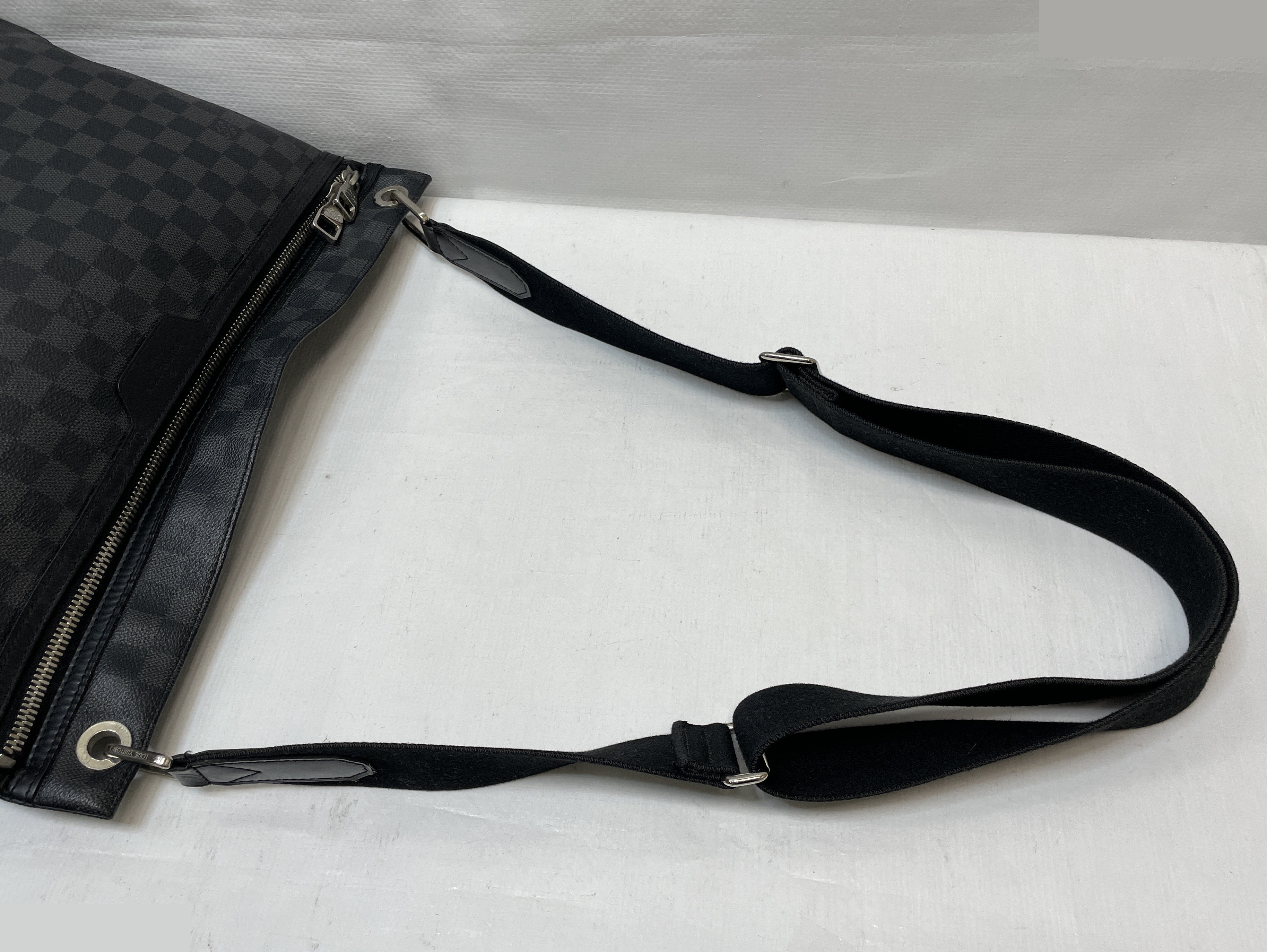 Damier Graphite Hunter Shoulder Bag, Black — view 7