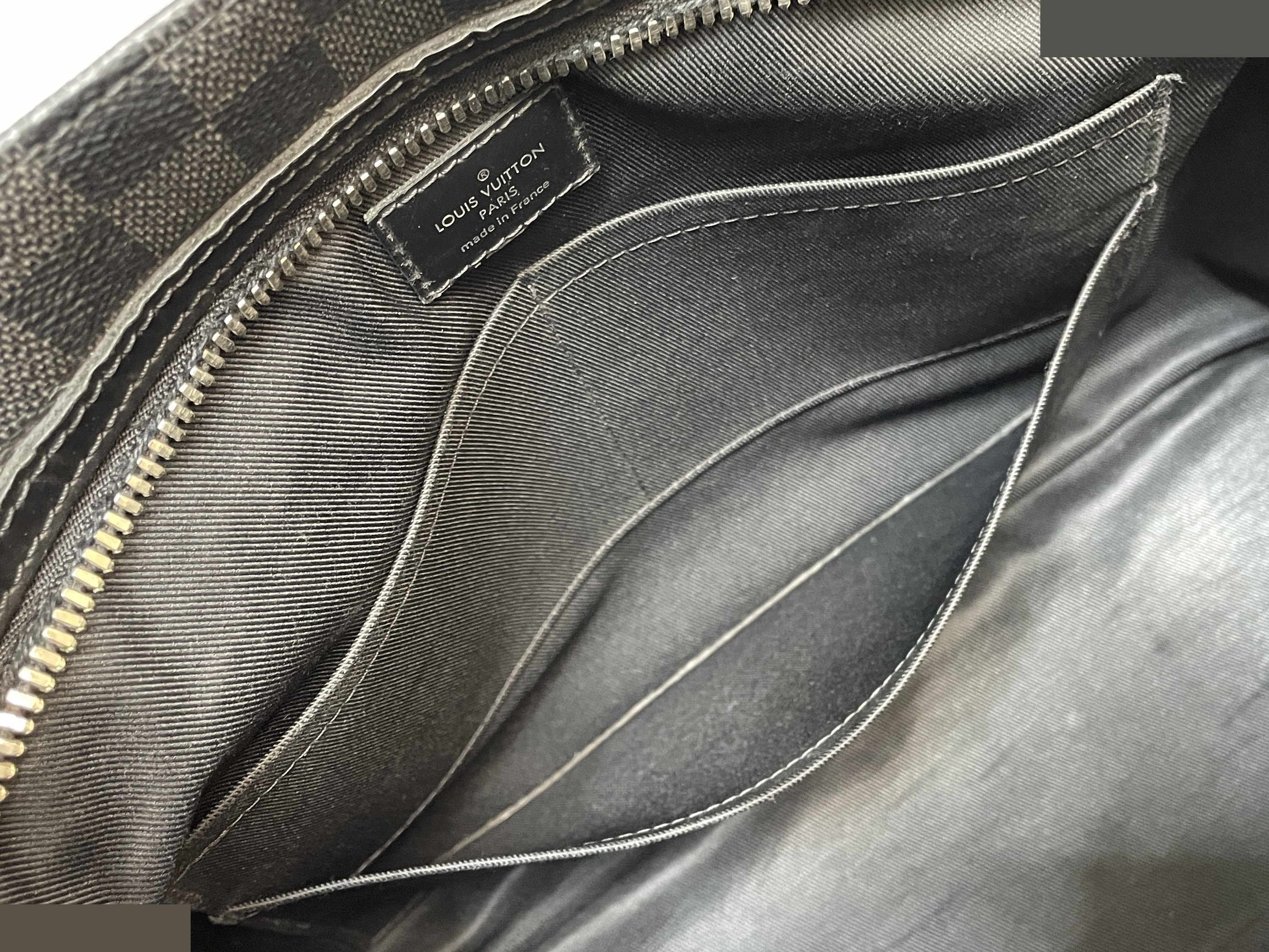 Damier Graphite Hunter Shoulder Bag, Black — view 10