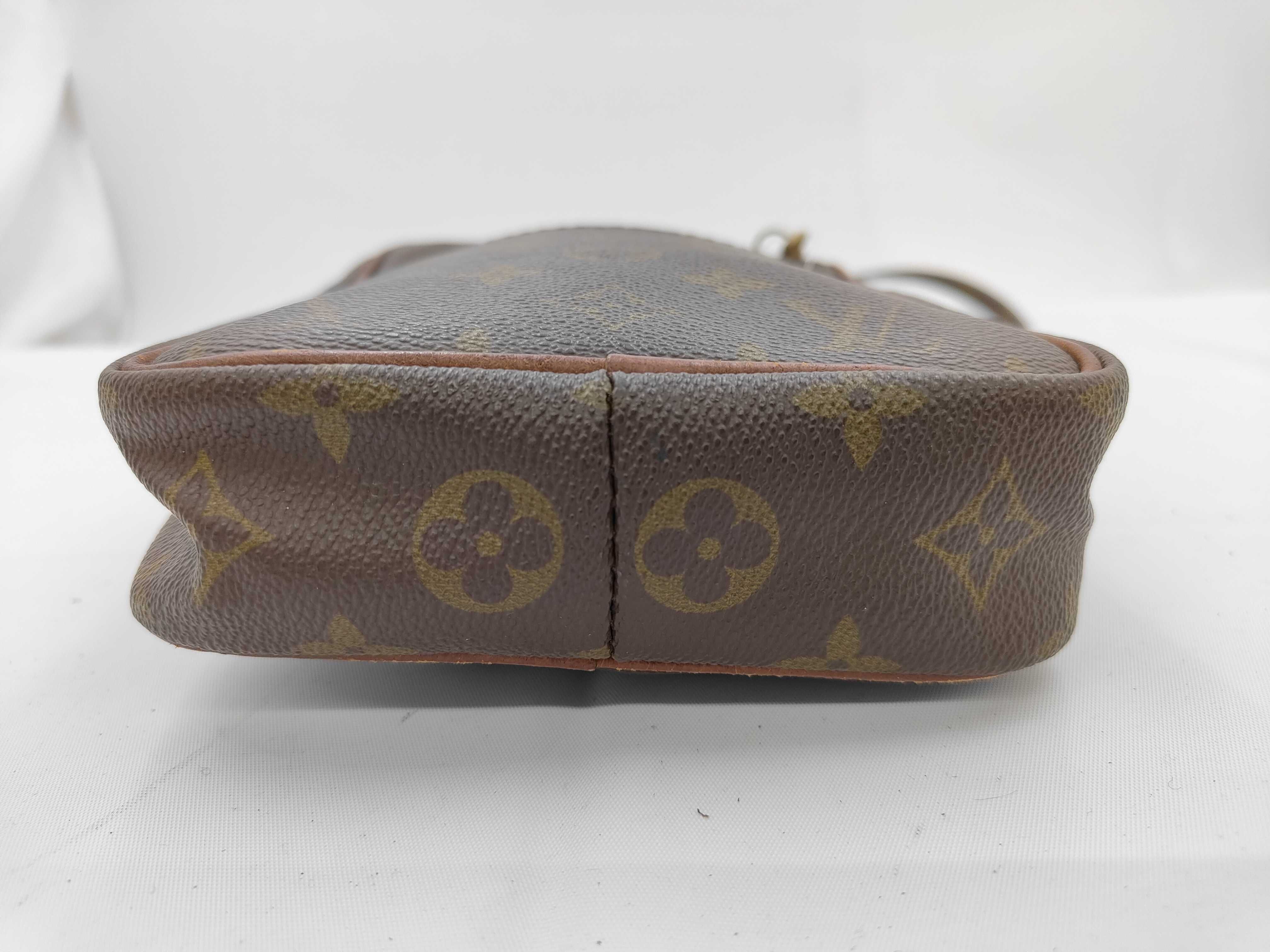 Monogram Old Danube Shoulder Bag (Damaged Zipper Track) — view 5