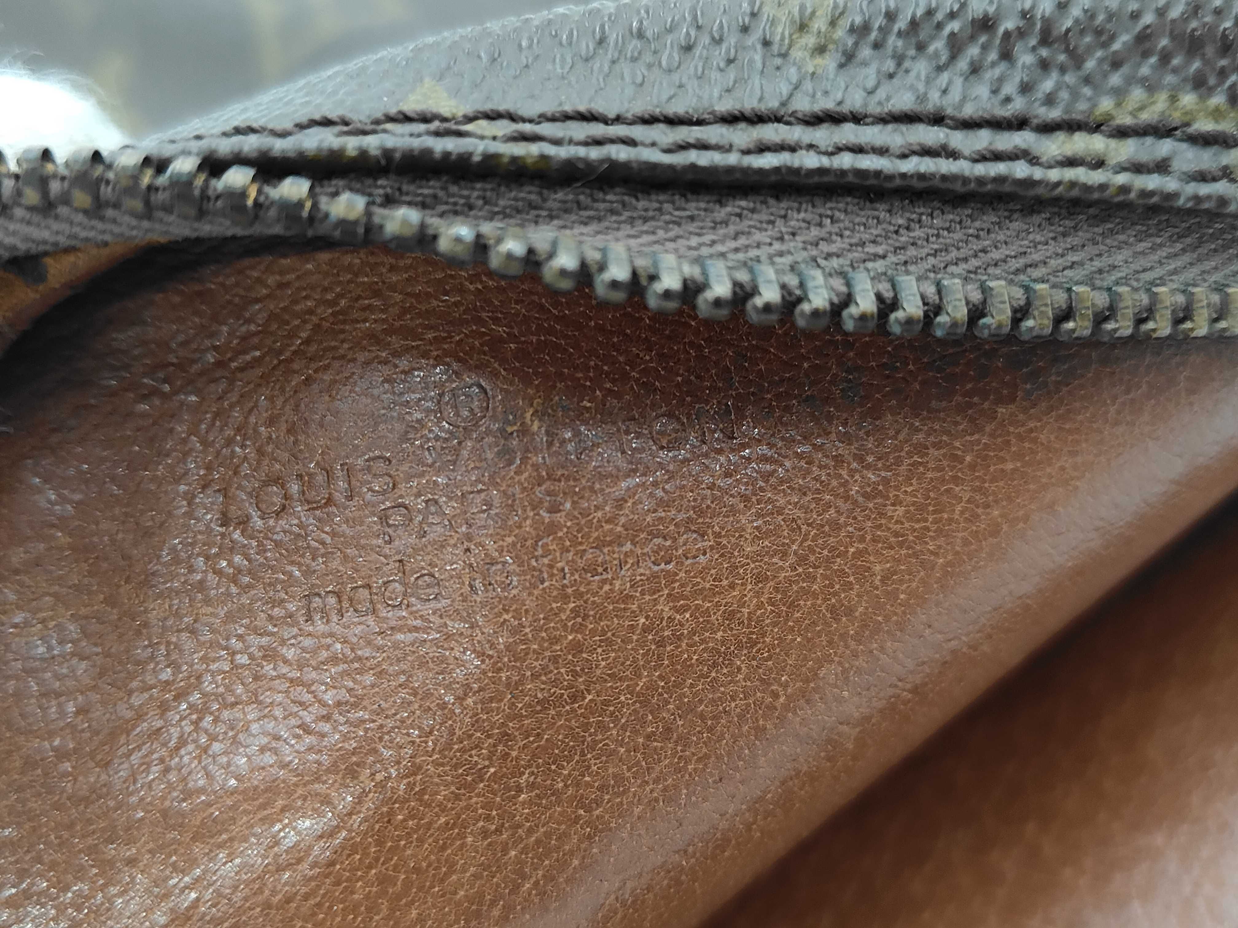 Monogram Old Danube Shoulder Bag (Damaged Zipper Track) — view 9