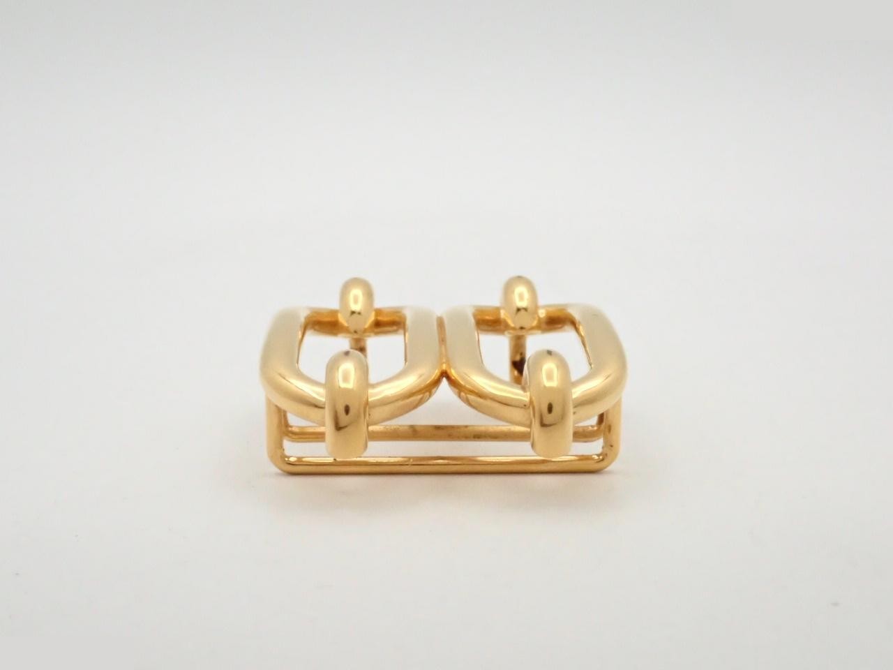 buckle — view 3