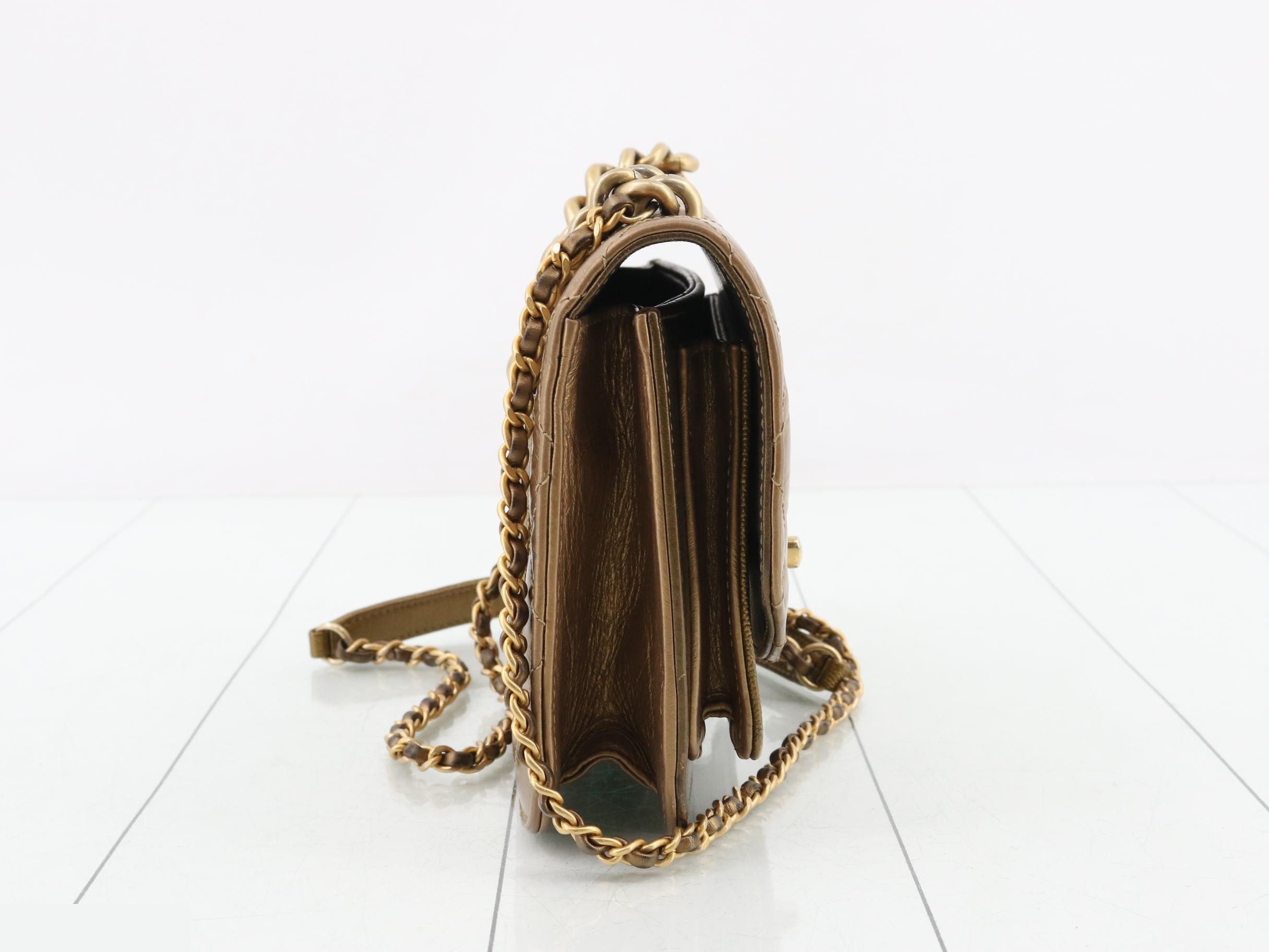 Matelassé Lambskin/Caviar Leather 2-Way Chain Handbag — view 4