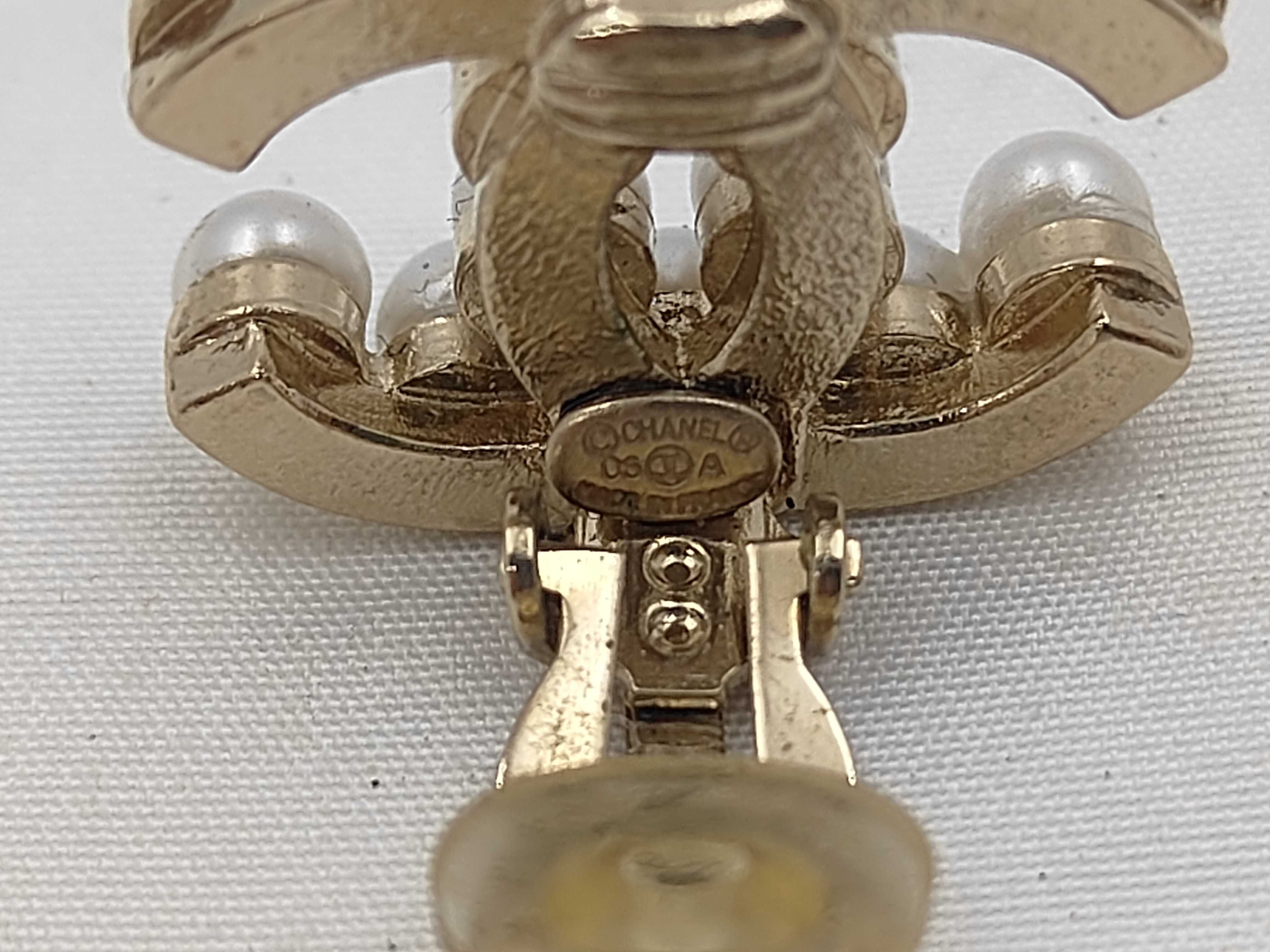 earrings pearl 06A here mark earrings — view 5