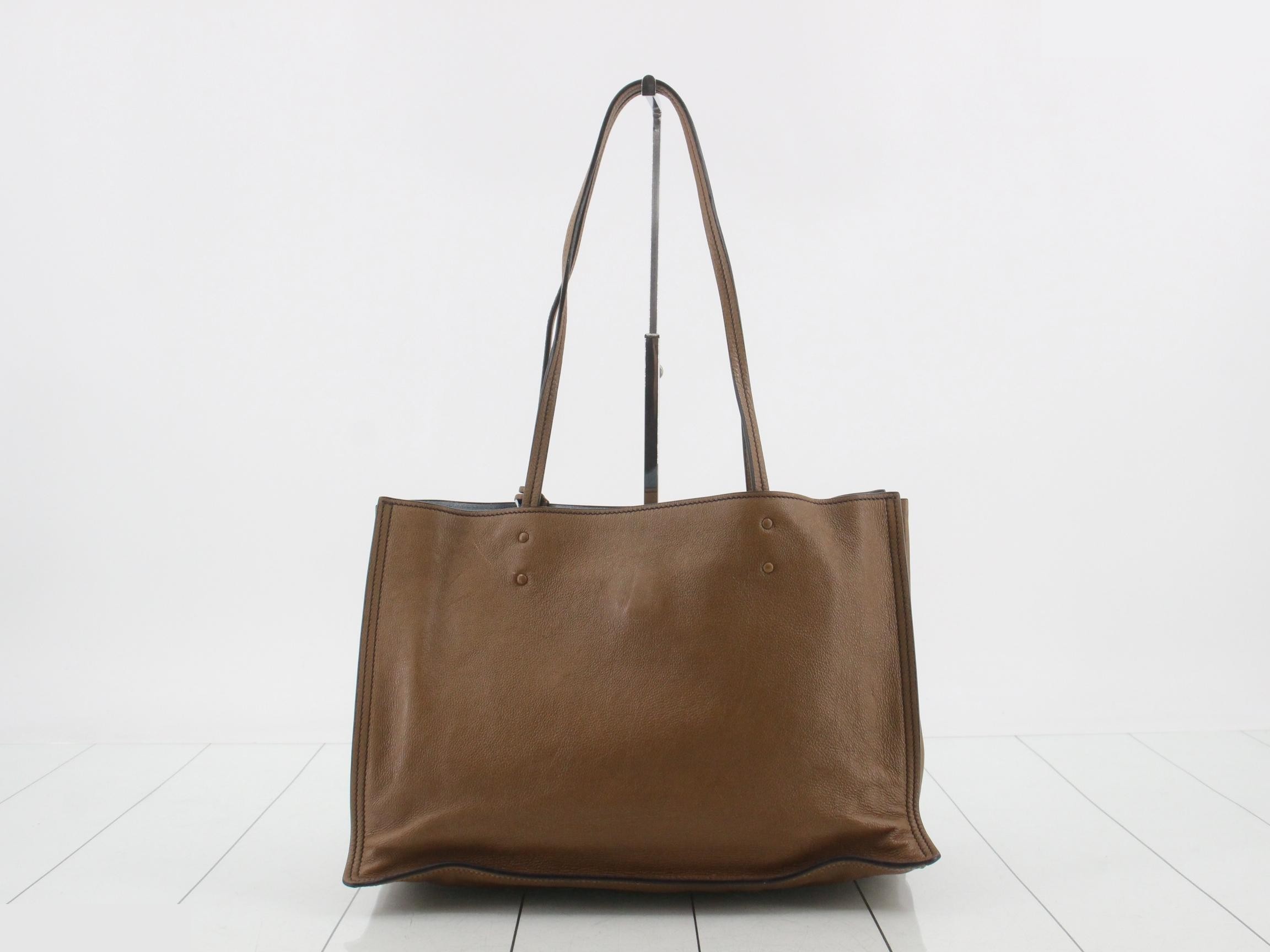 Leather tote bag with clochette — view 2