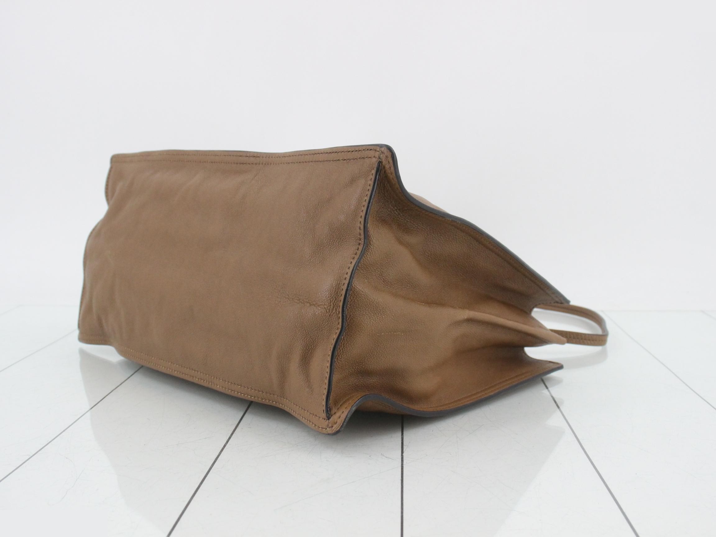 Leather tote bag with clochette — view 6