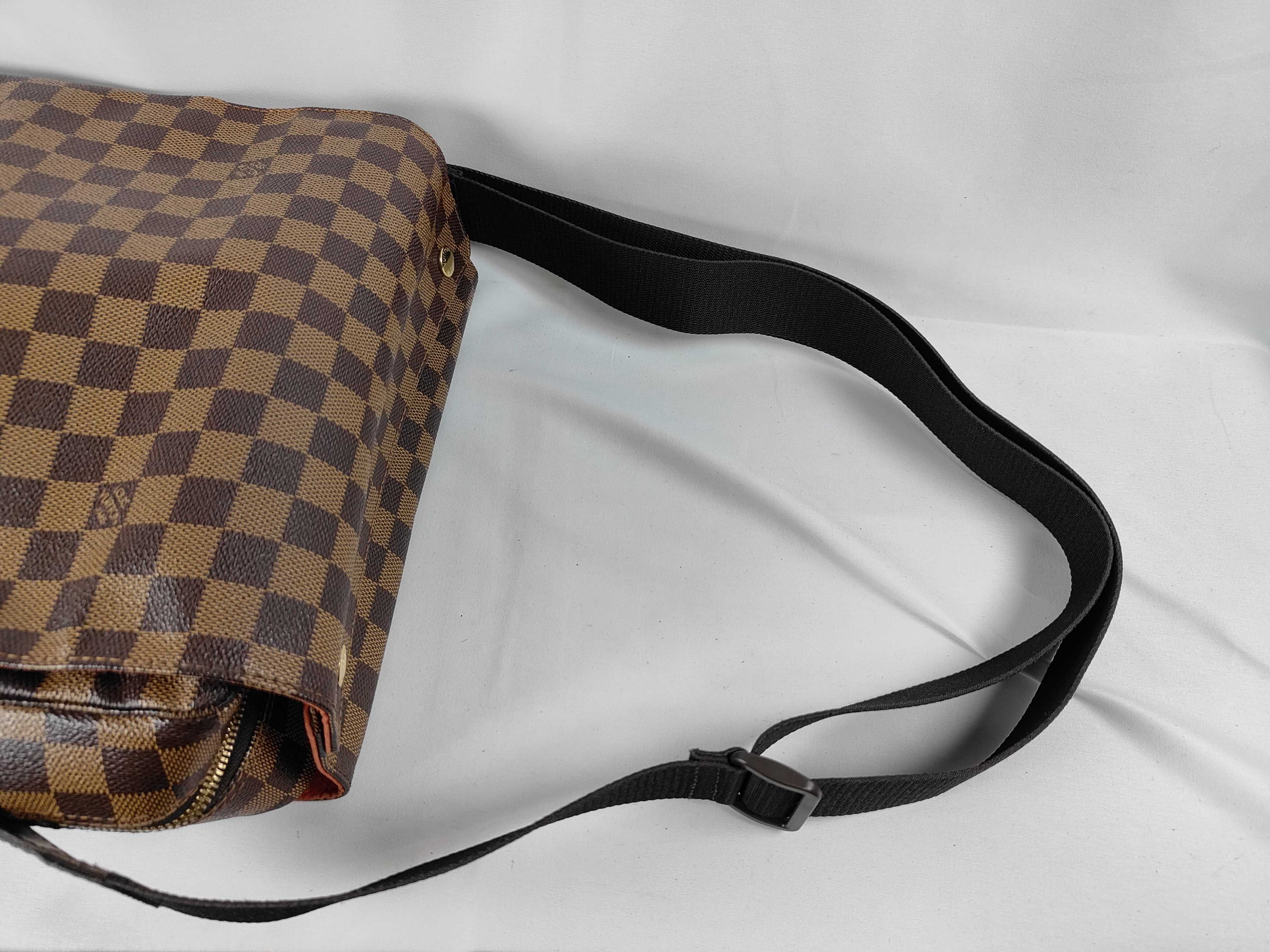Damier PH- Damier Ebene Canvas Brown Naviglio Messenger Bag M Shoulder Bag — view 3