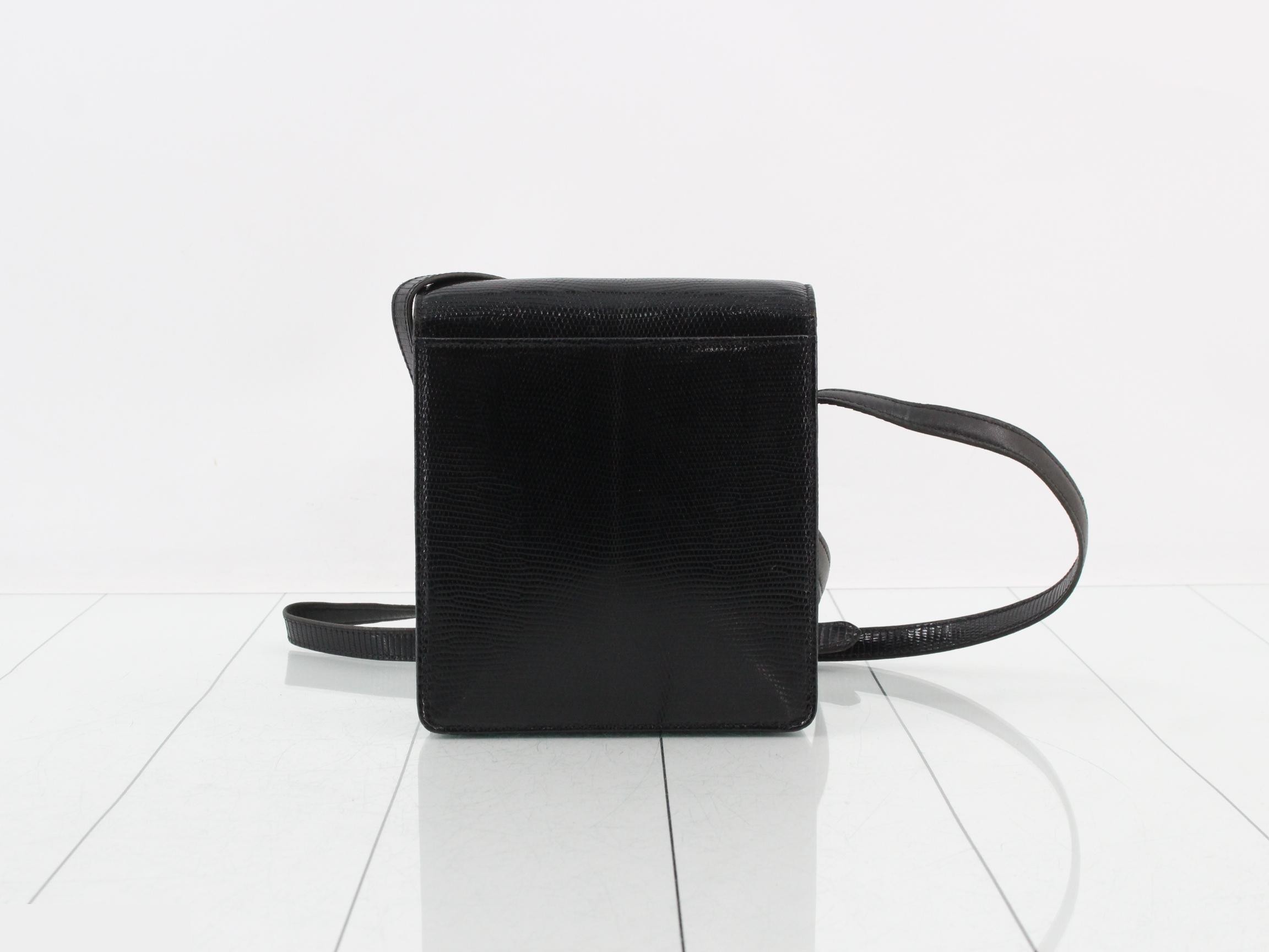 Lizard Interlocking Shoulder Bag — view 2