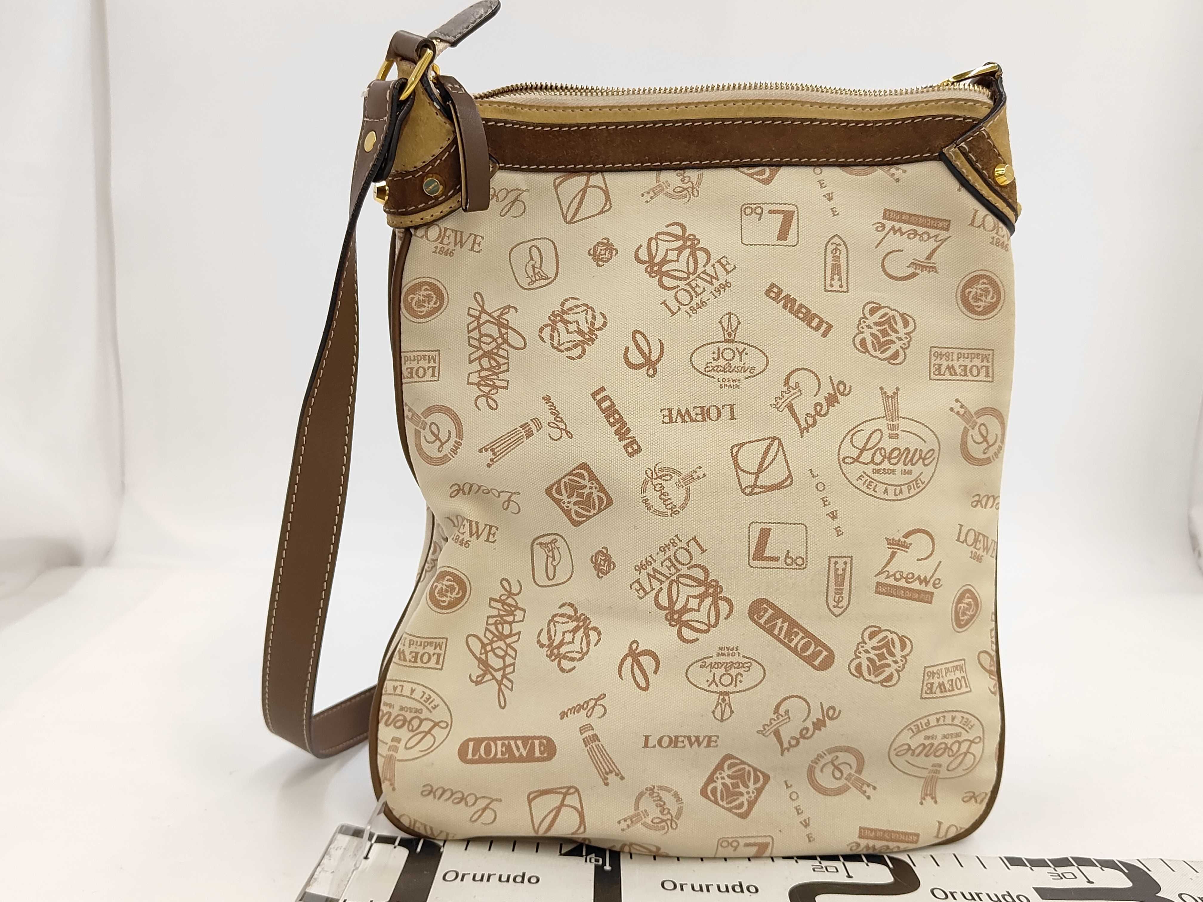 shoulder bag — view 2