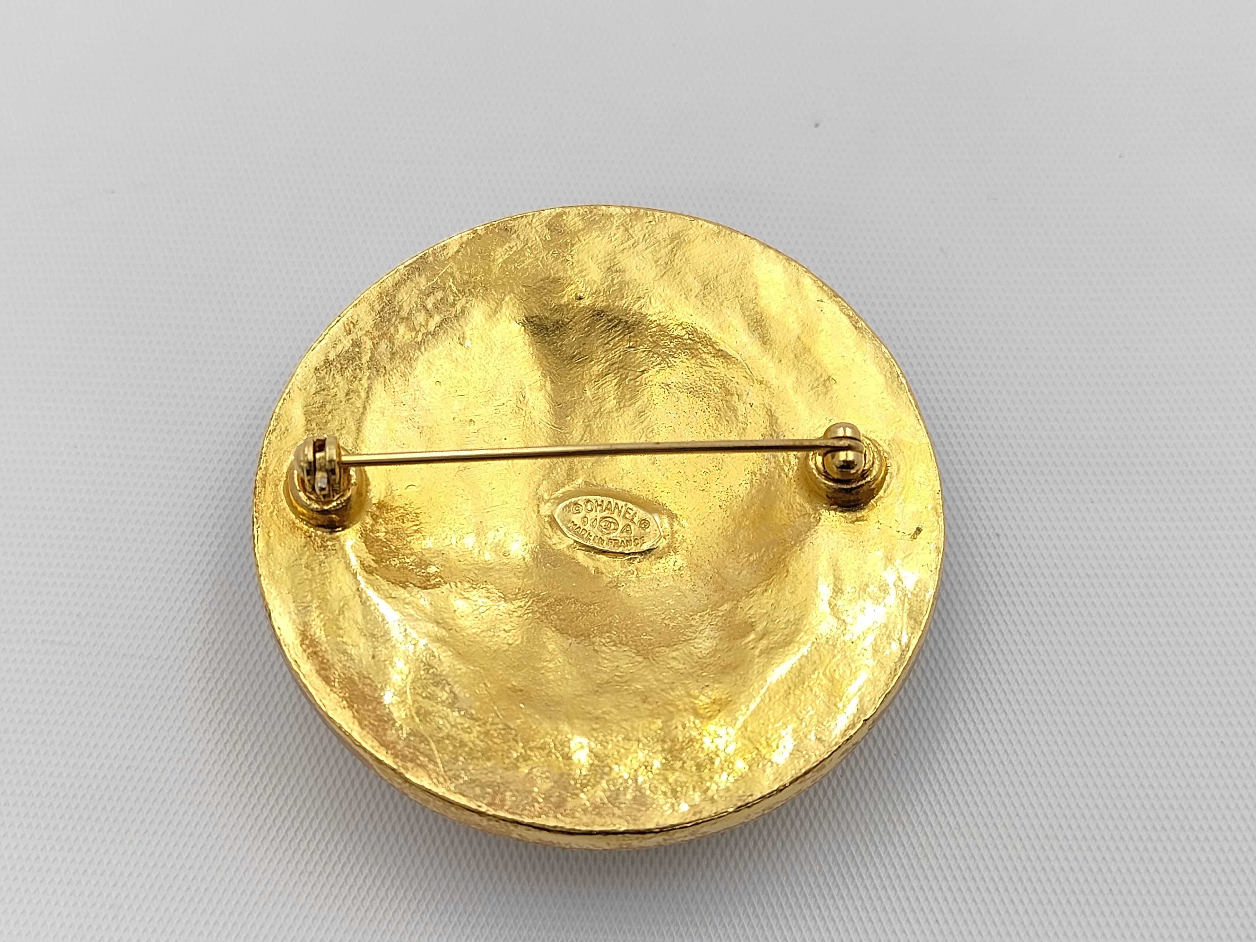 brooch 94A brooch — view 2