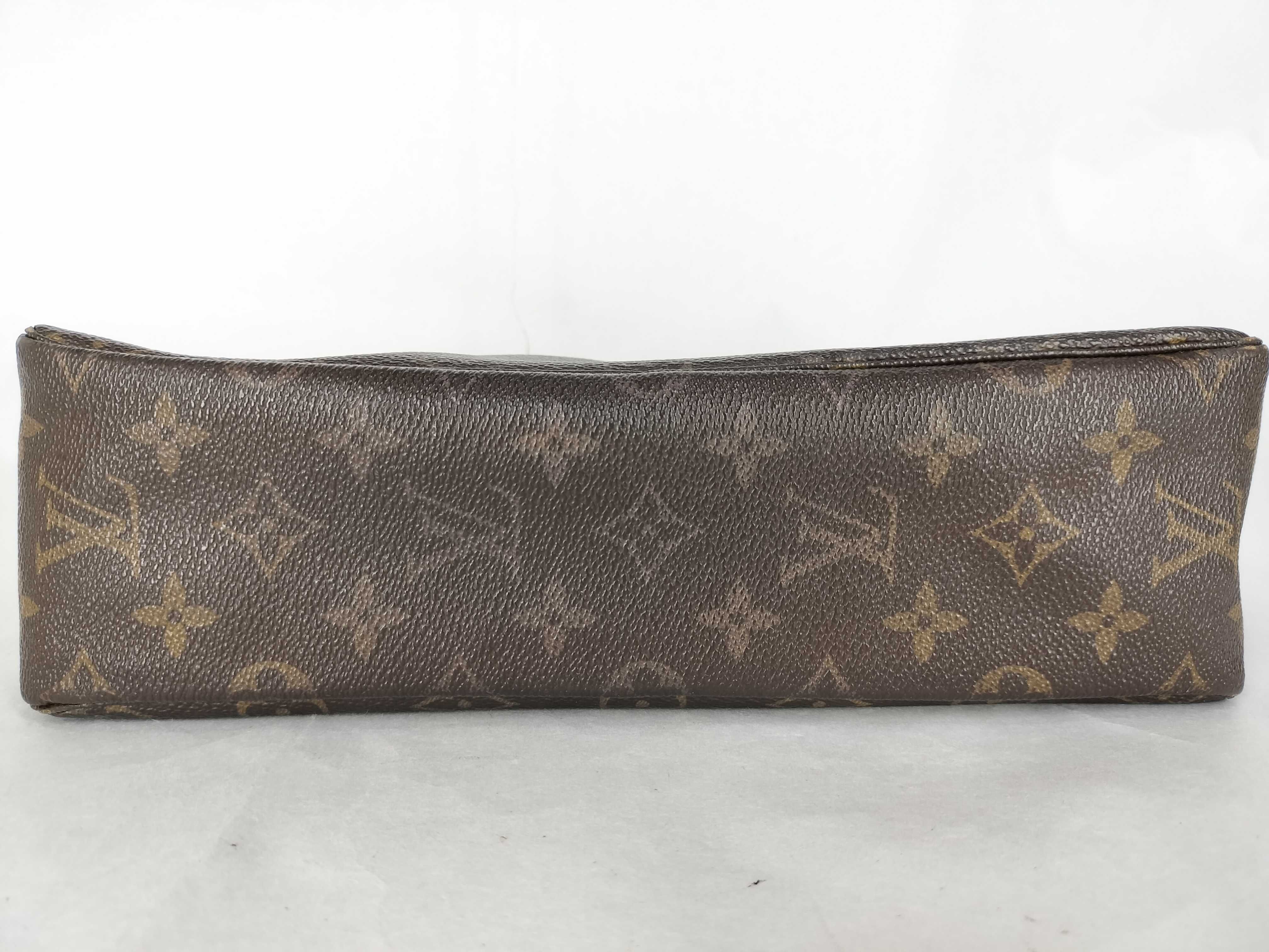 Monogram Louis Vuitton Monogram M47522 Monogram Trousses Toilette 28 Cosmetic Pouch PVC Brown Pouch — view 5