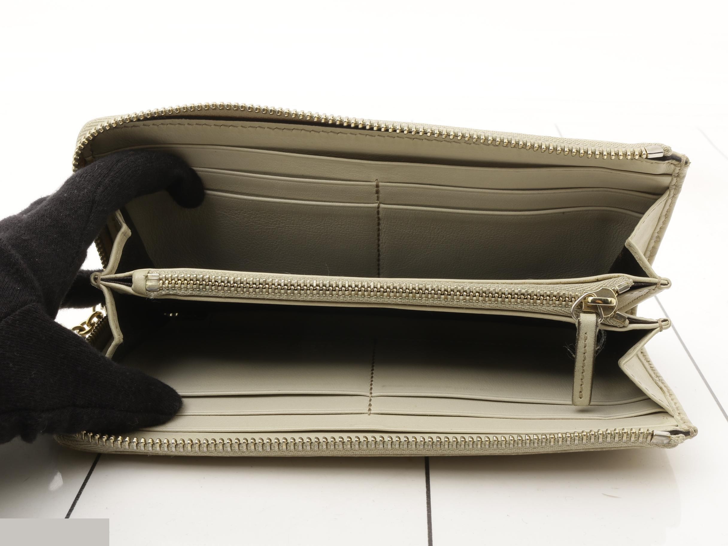 L-shaped zipper — view 4