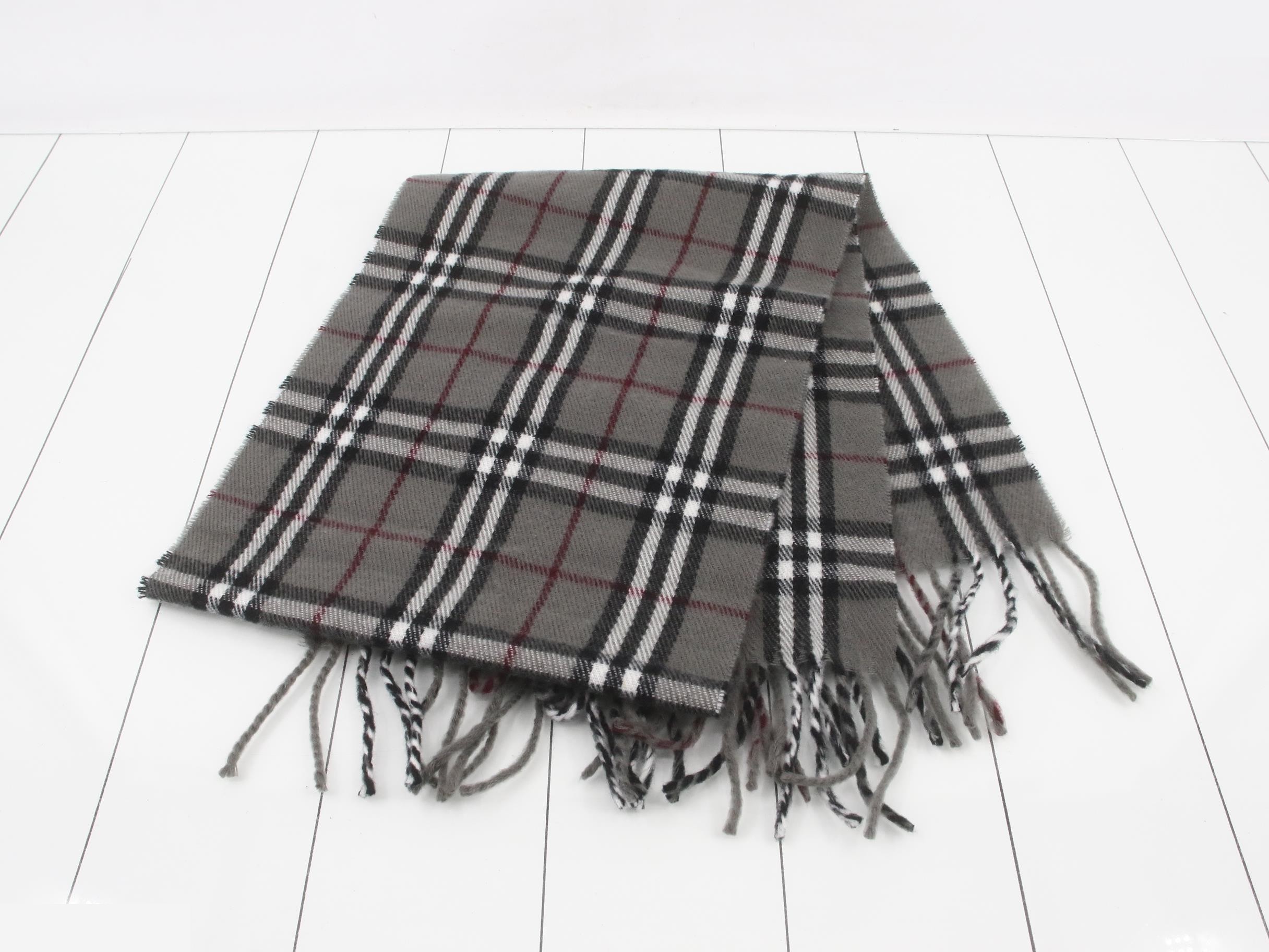 Nova Check Scarf, Gray — view 3
