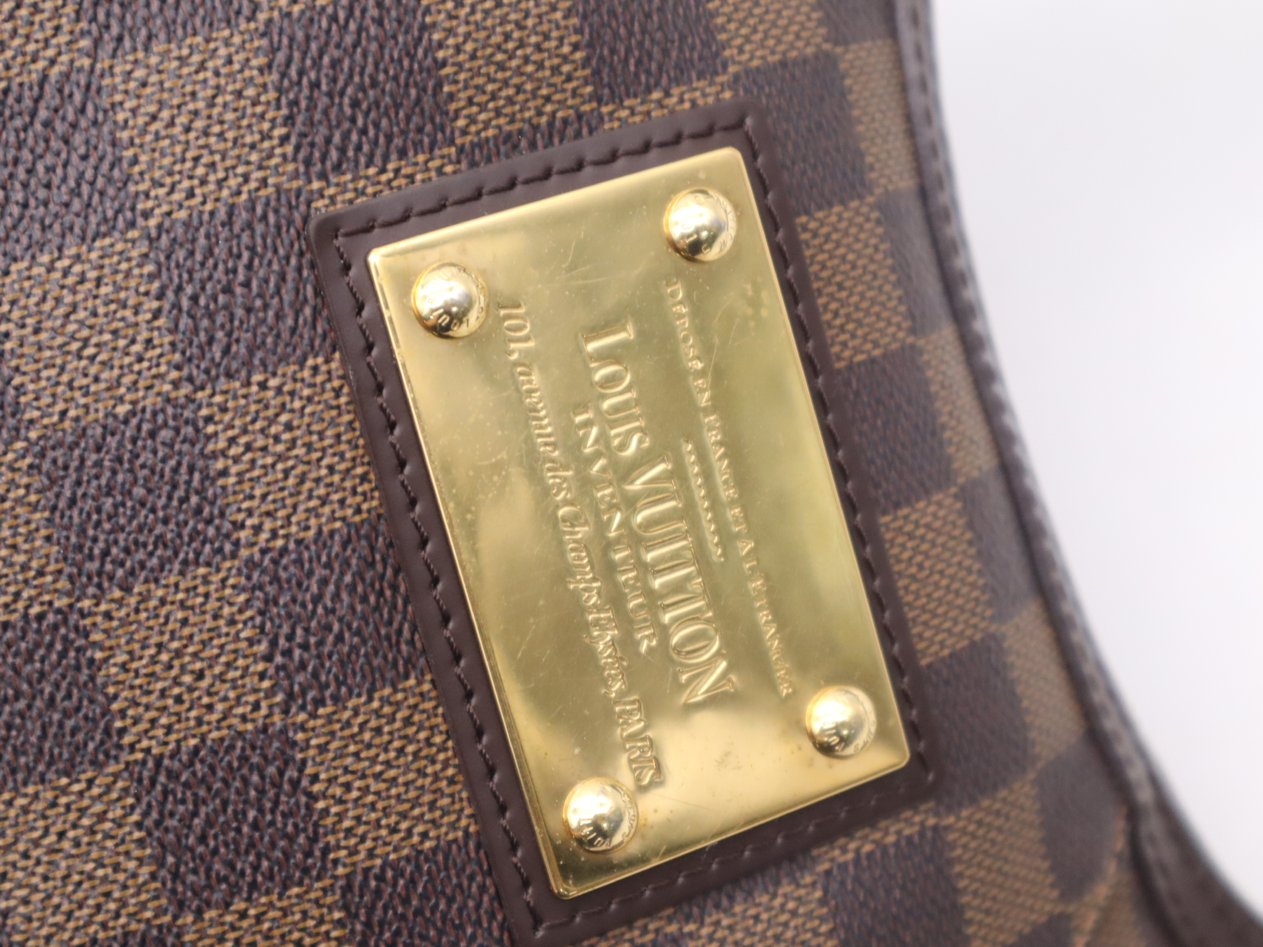 N48181 Damier Thames GM Shoulder Bag — view 9