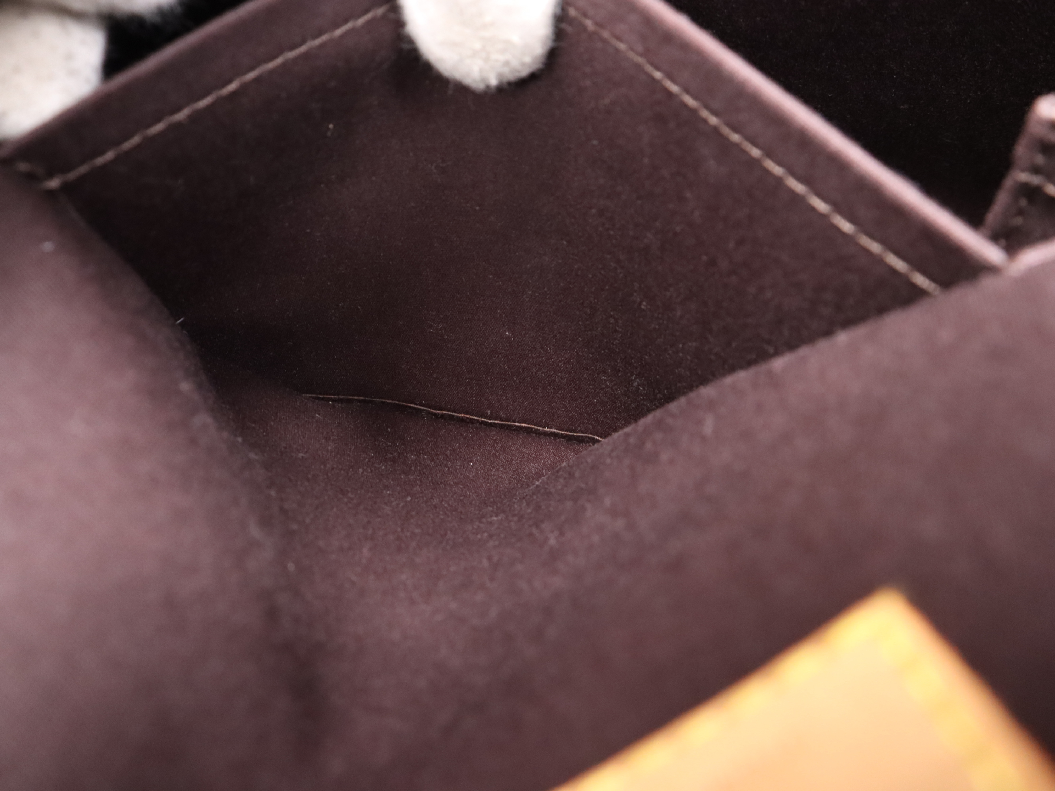 M91994 Monogram Vernis Brentwood Amarante Tote Bag — view 12