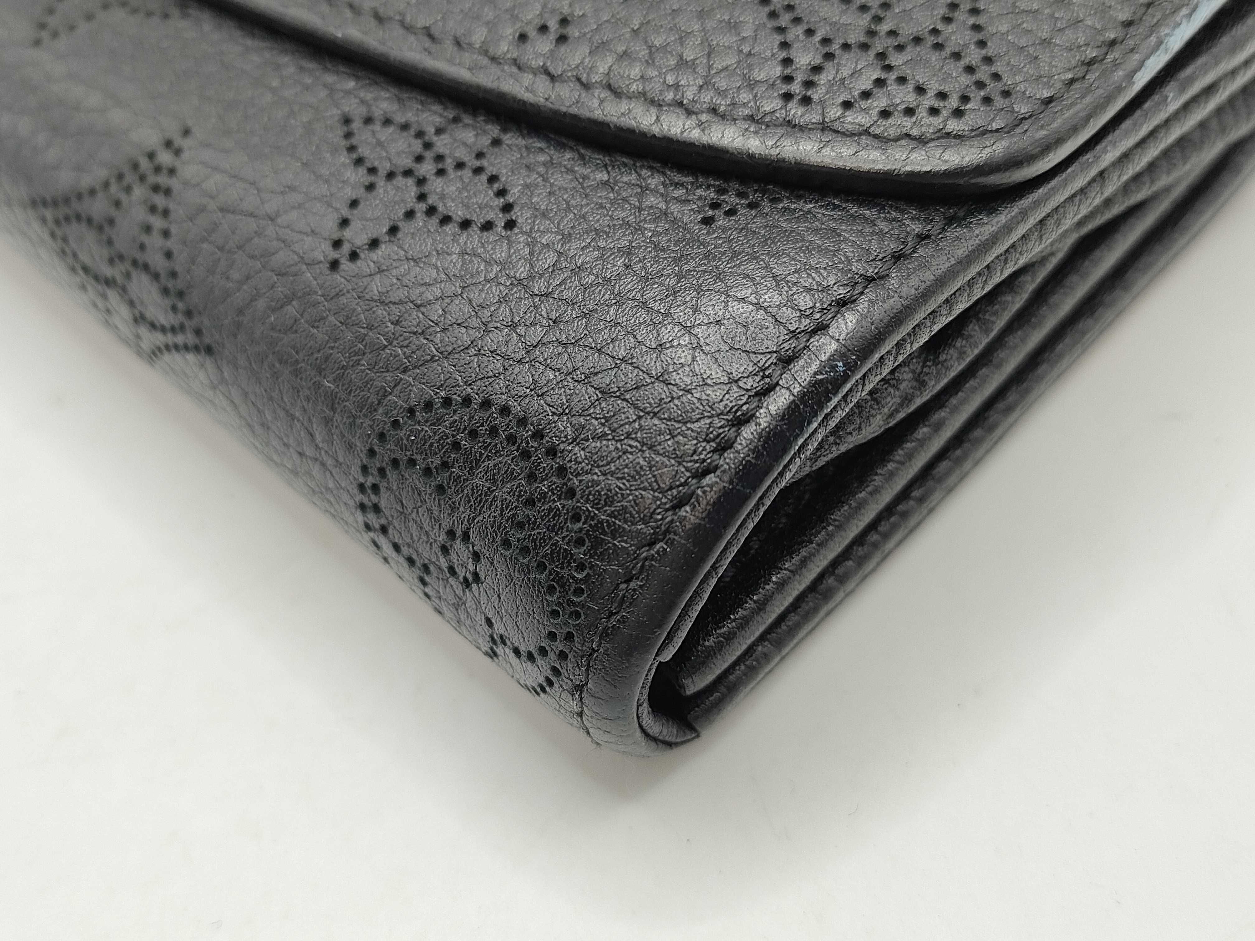 Mahina Portefeuille Iris Long Wallet, Perforated, M60143 — view 7