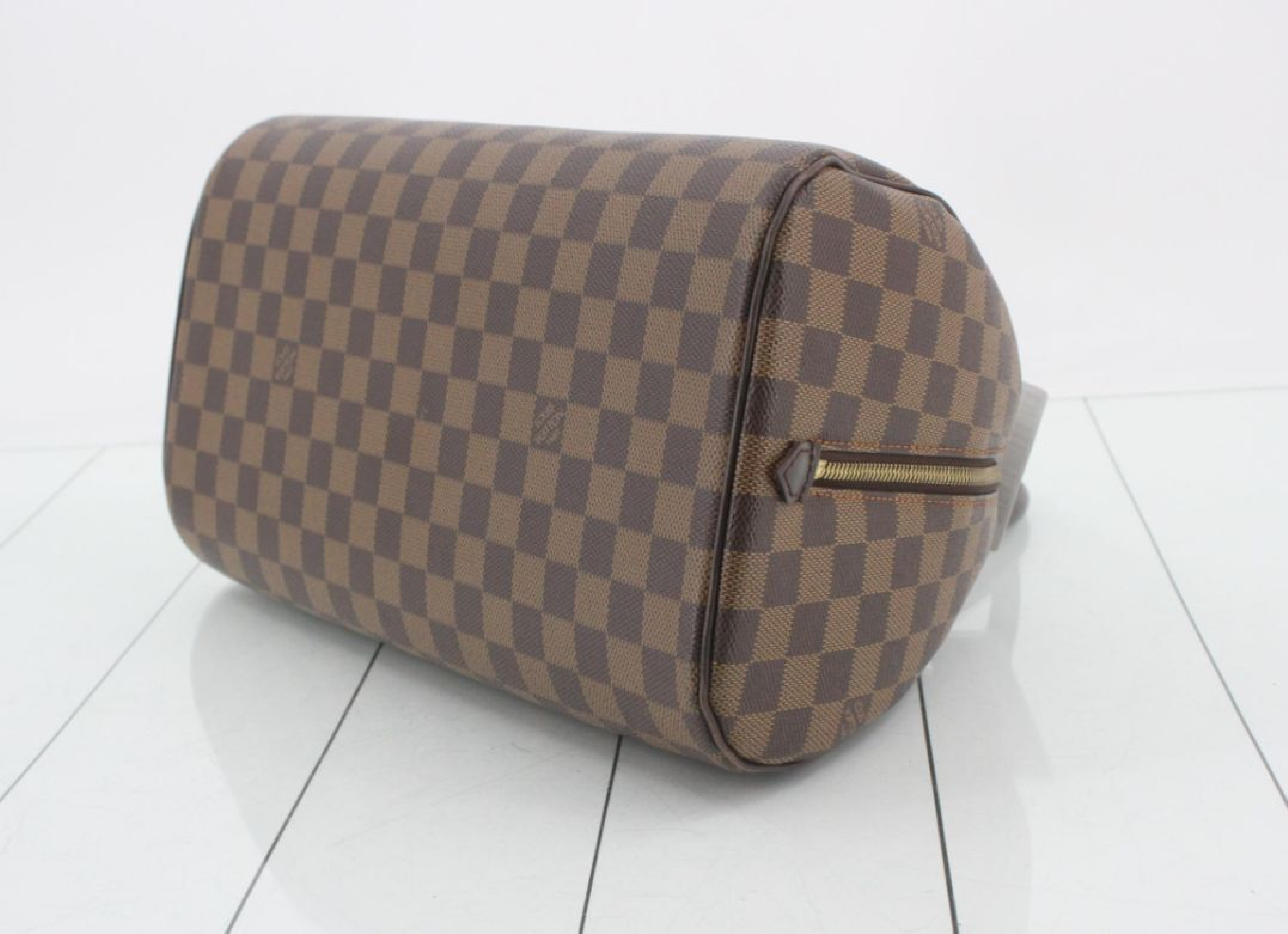 Ribera MM Damier Handbag — view 6