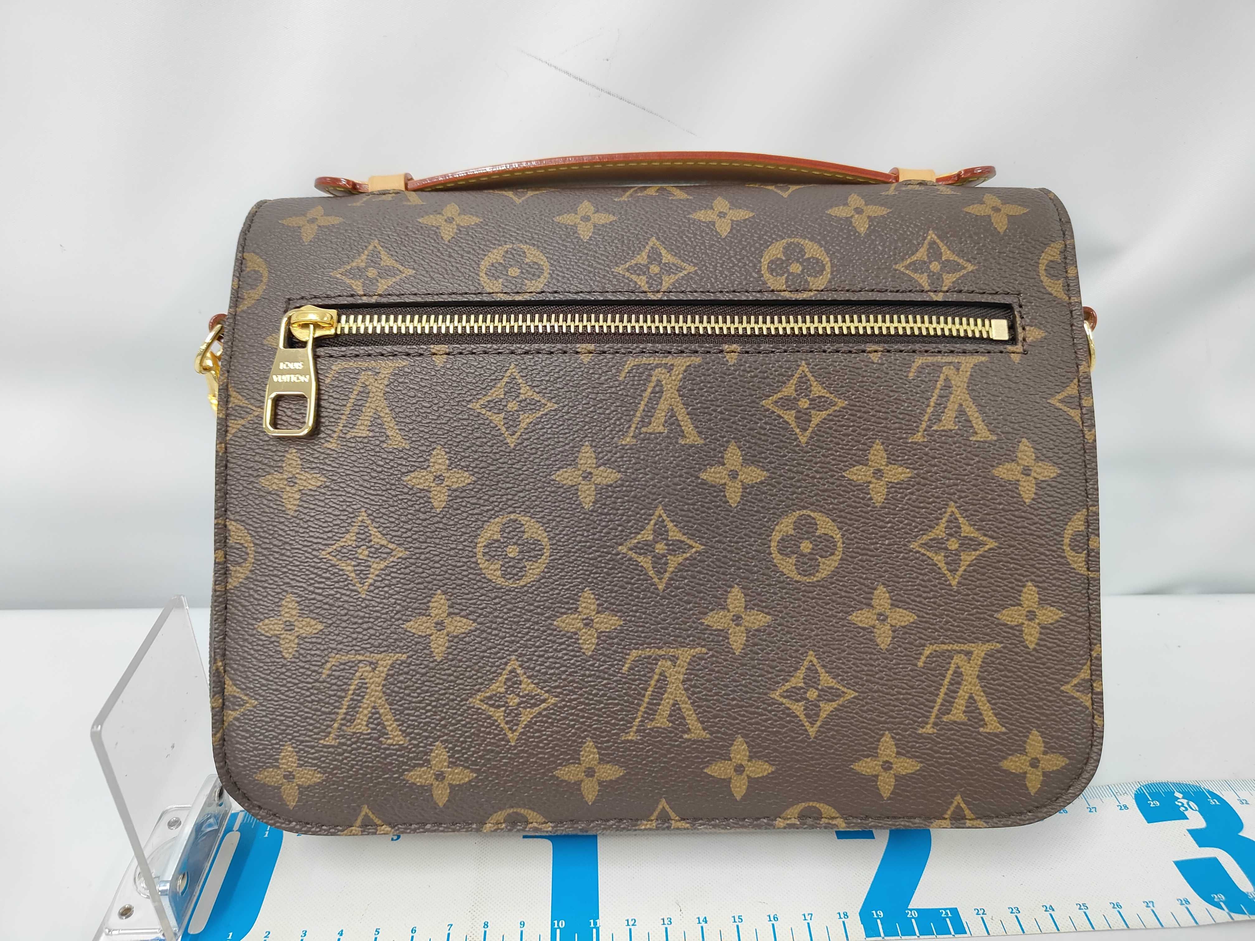 Pochette Métis M44875 Shoulder Bag — view 2