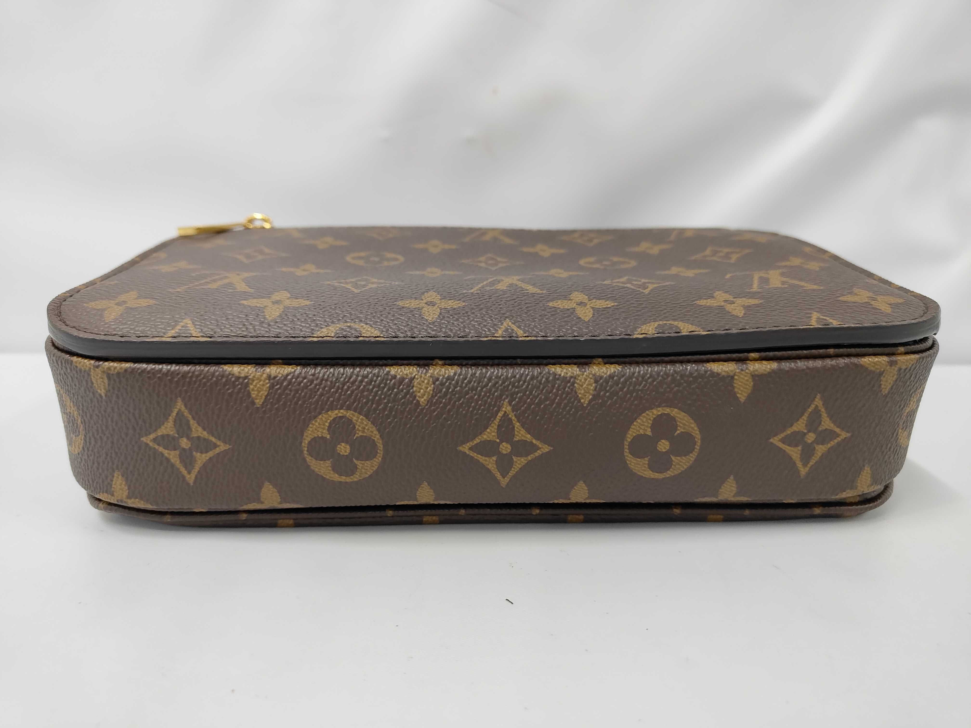 Pochette Métis M44875 Shoulder Bag — view 3