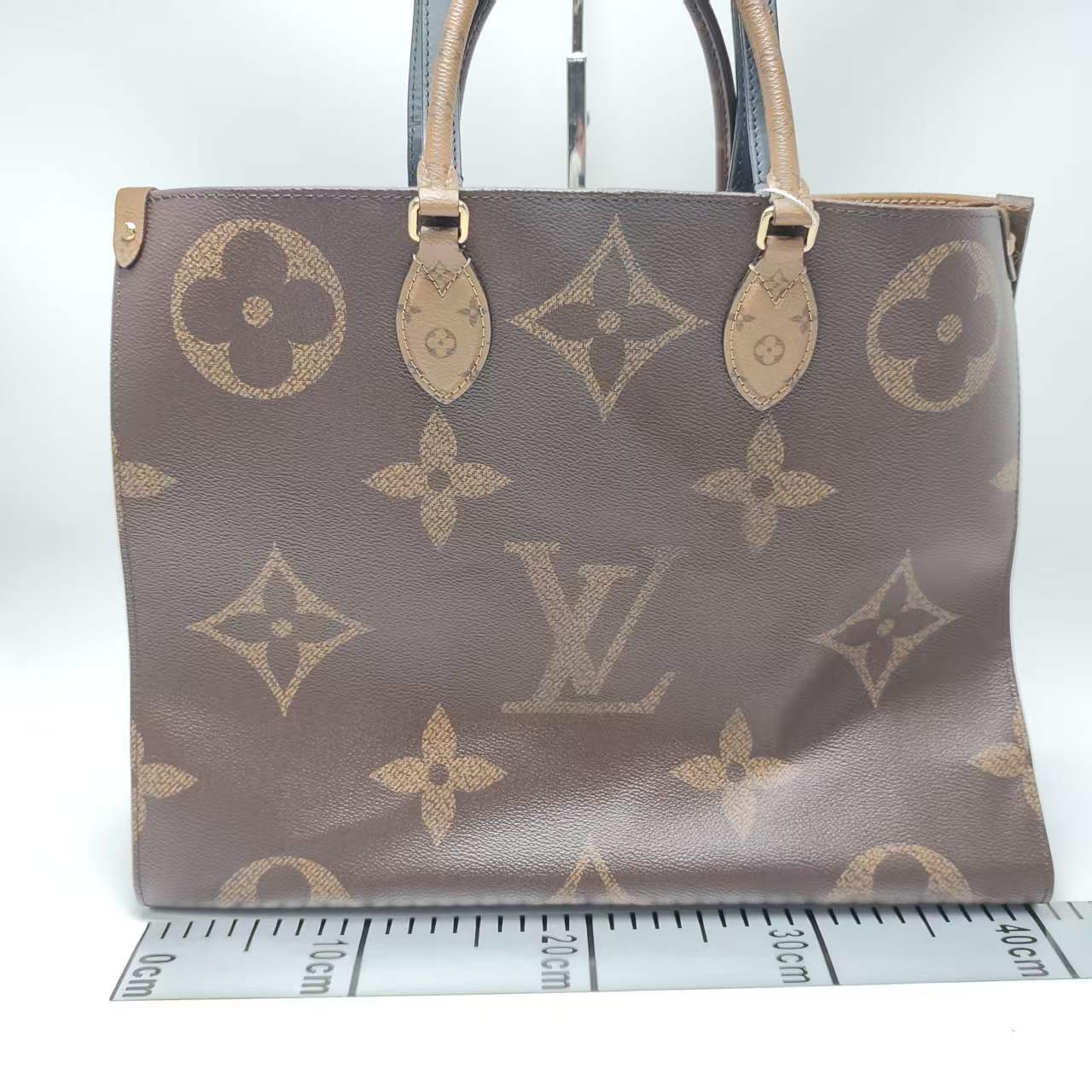 【*Shipped from: China*】LOUIS VUITTON OnTheGo PU Handbag