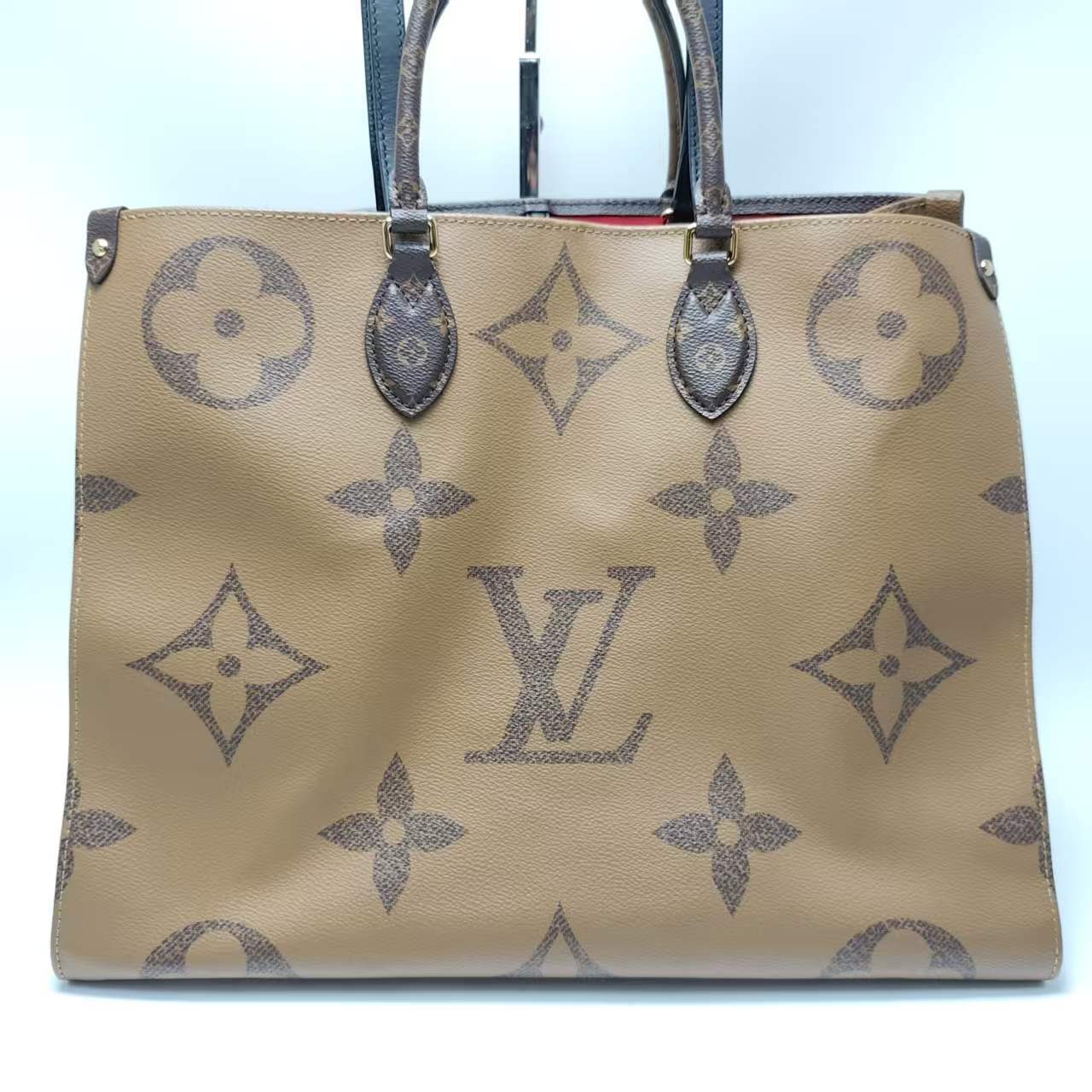 【*Shipped from: China*】LOUIS VUITTON OnTheGo PU Handbag — view 2