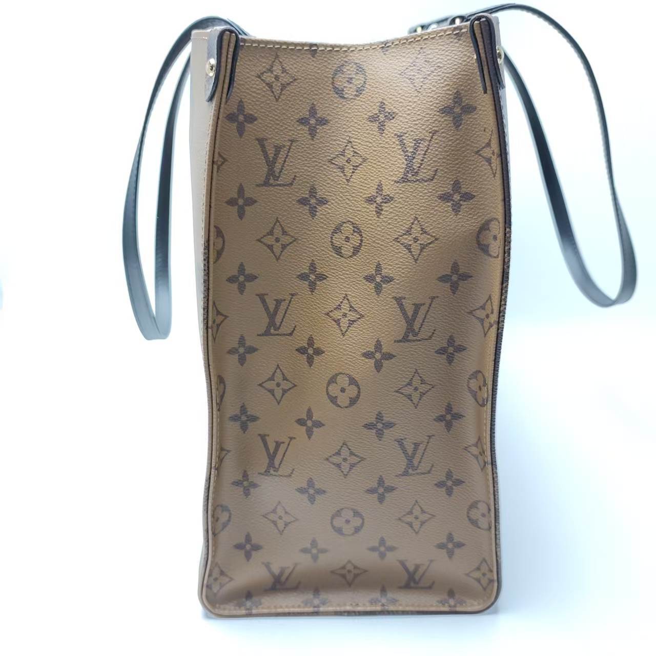 【*Shipped from: China*】LOUIS VUITTON OnTheGo PU Handbag — view 3