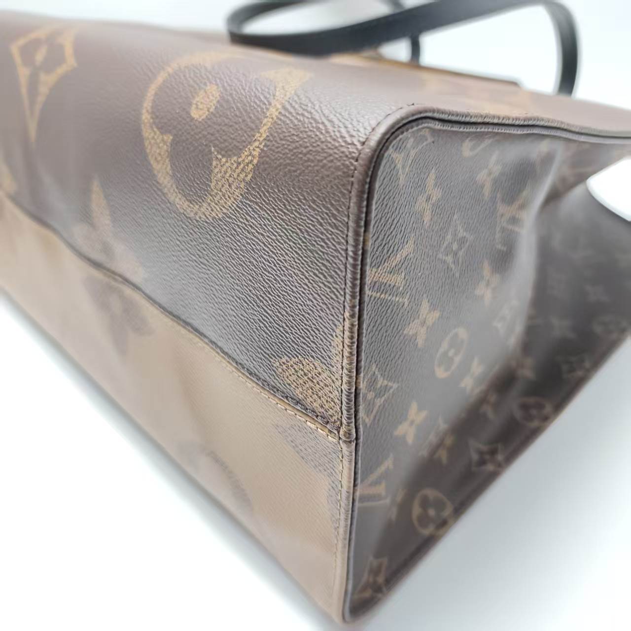 【*Shipped from: China*】LOUIS VUITTON OnTheGo PU Handbag — view 6