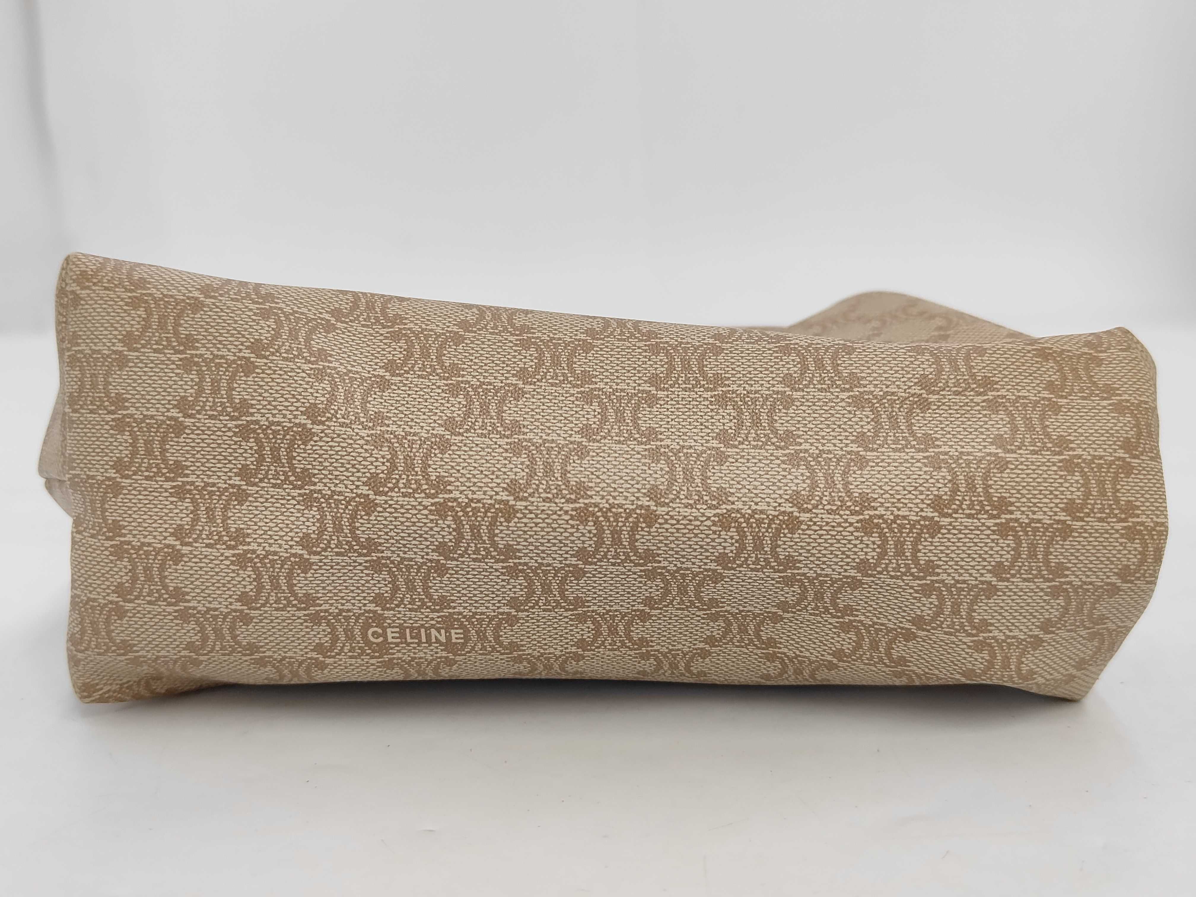 pouch — view 6