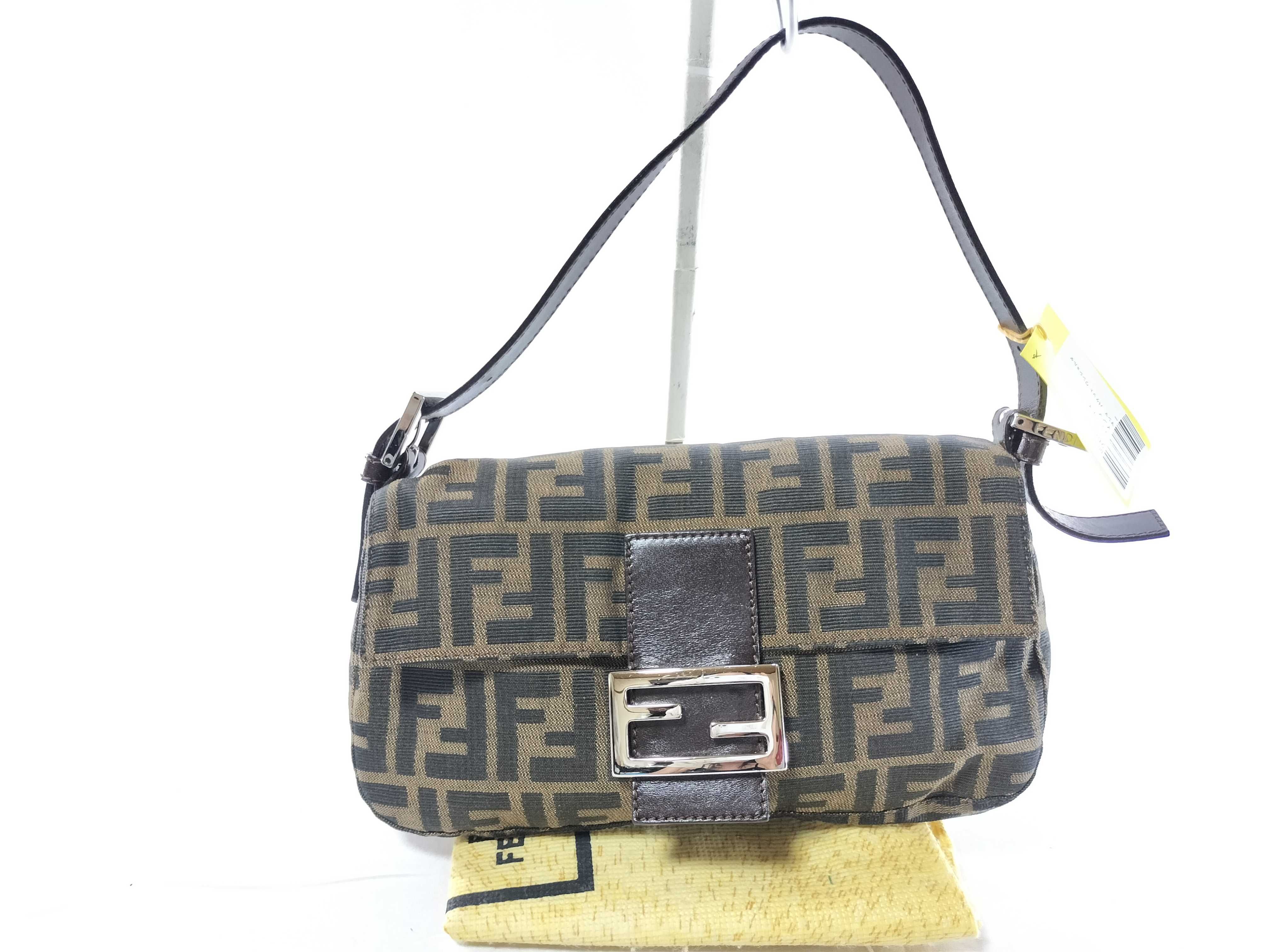 Mamma Bucket One-Shoulder Bag