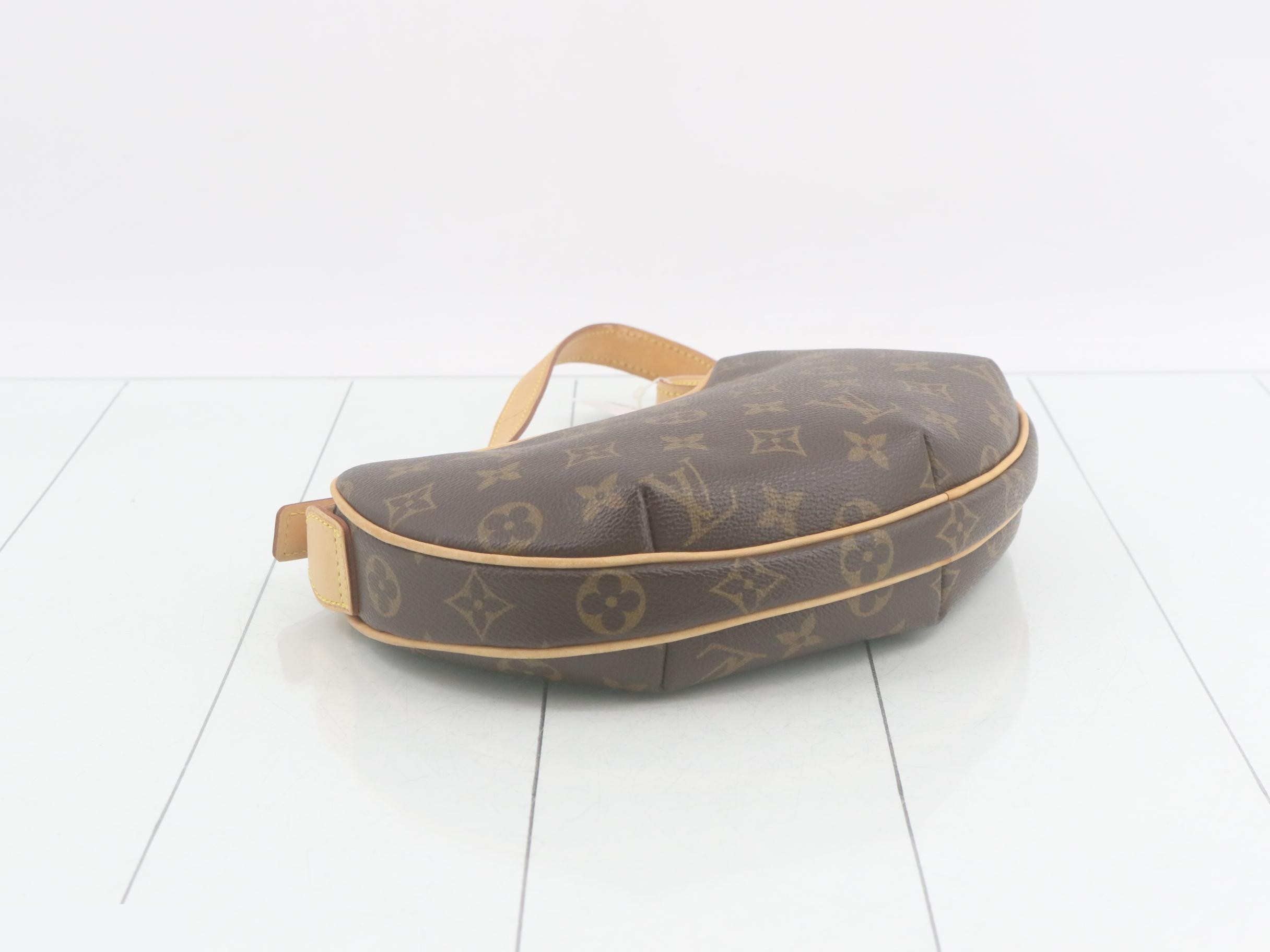 Croissant pouch — view 5